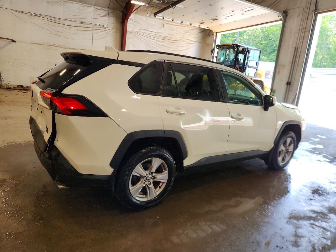 2025 Toyota Rav4 Xle - Фото 3