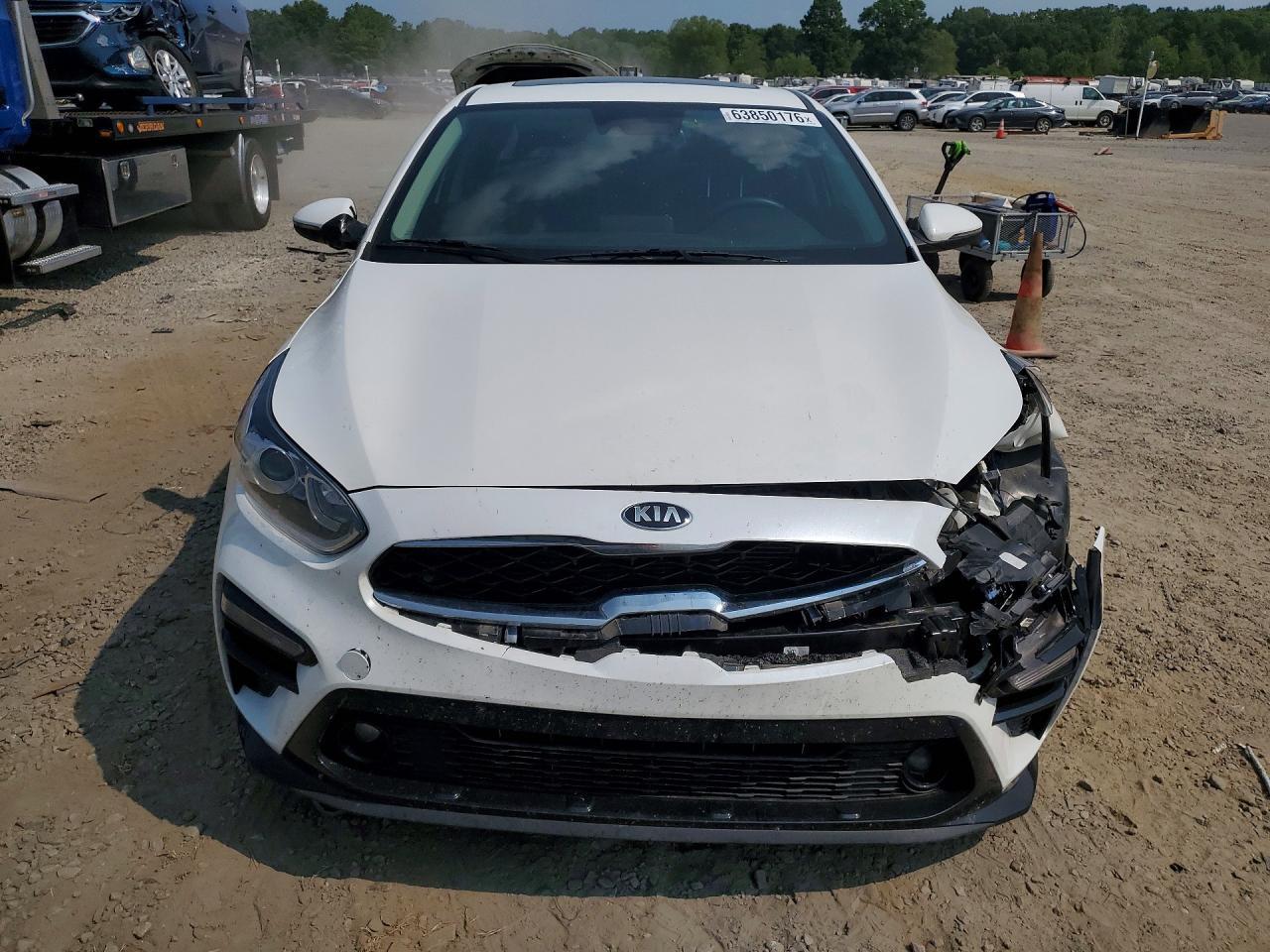 2021 Kia Forte Ex - Image 5