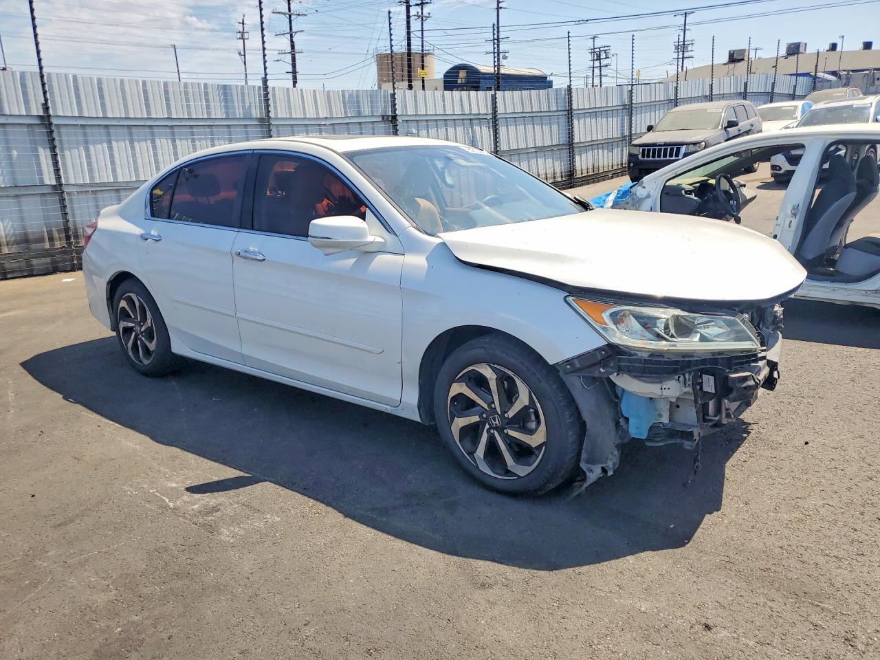 2017 Hond Accord - Фото 4