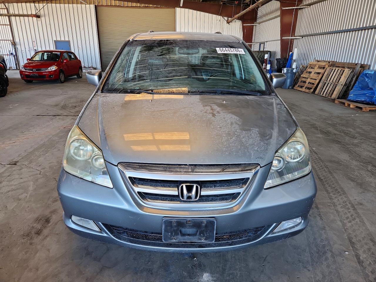 2005 Honda Odyssey Touring - Фото 5