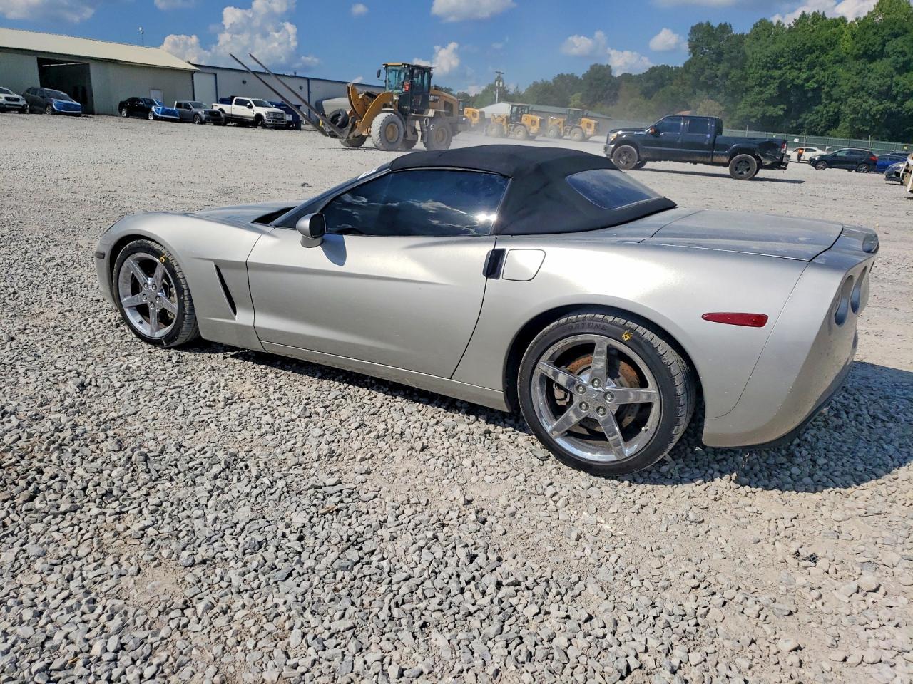 2007 Chevrolet Corvette - Фото 2