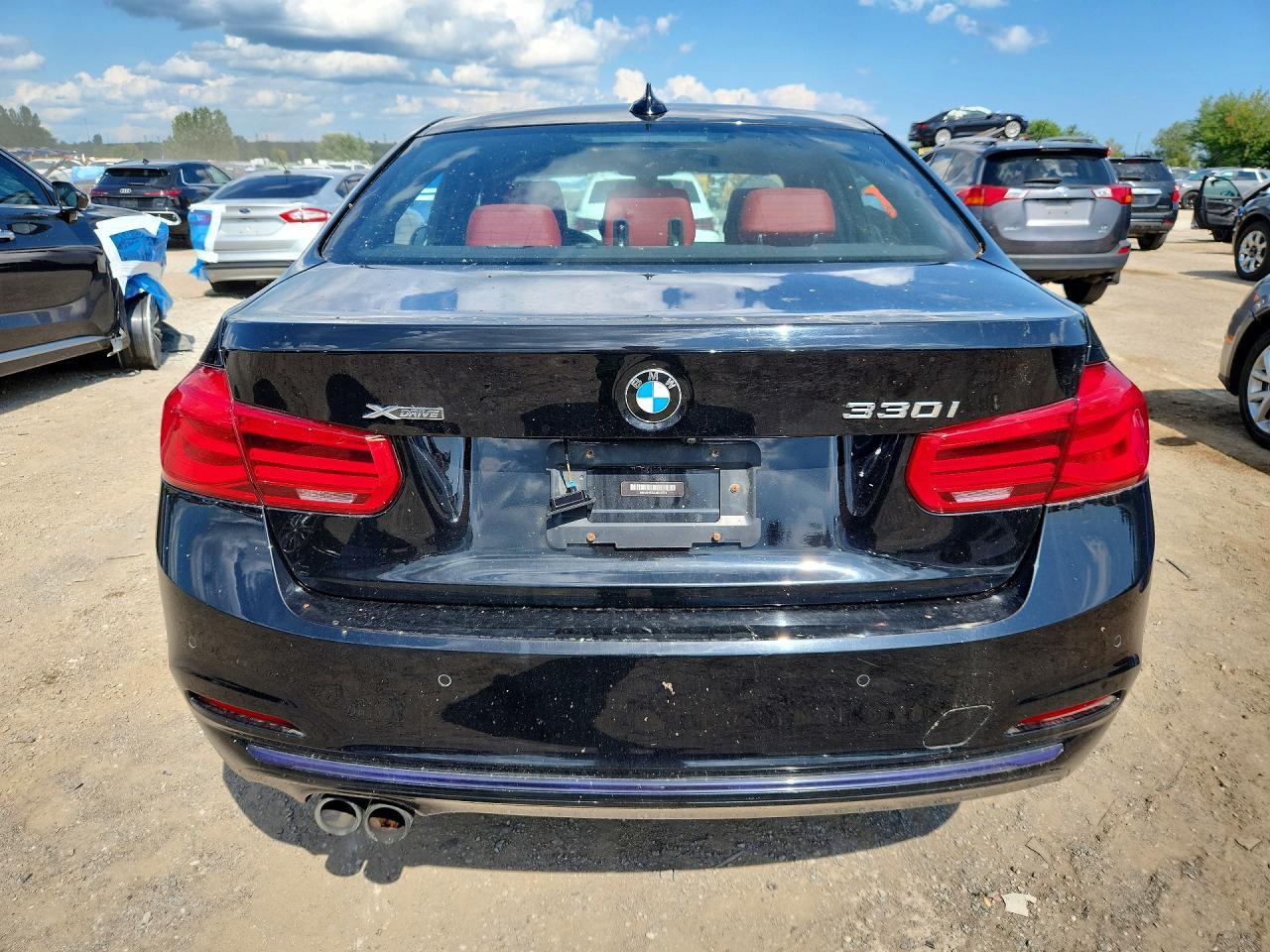 2018 BMW 330 Xi - Фото 6