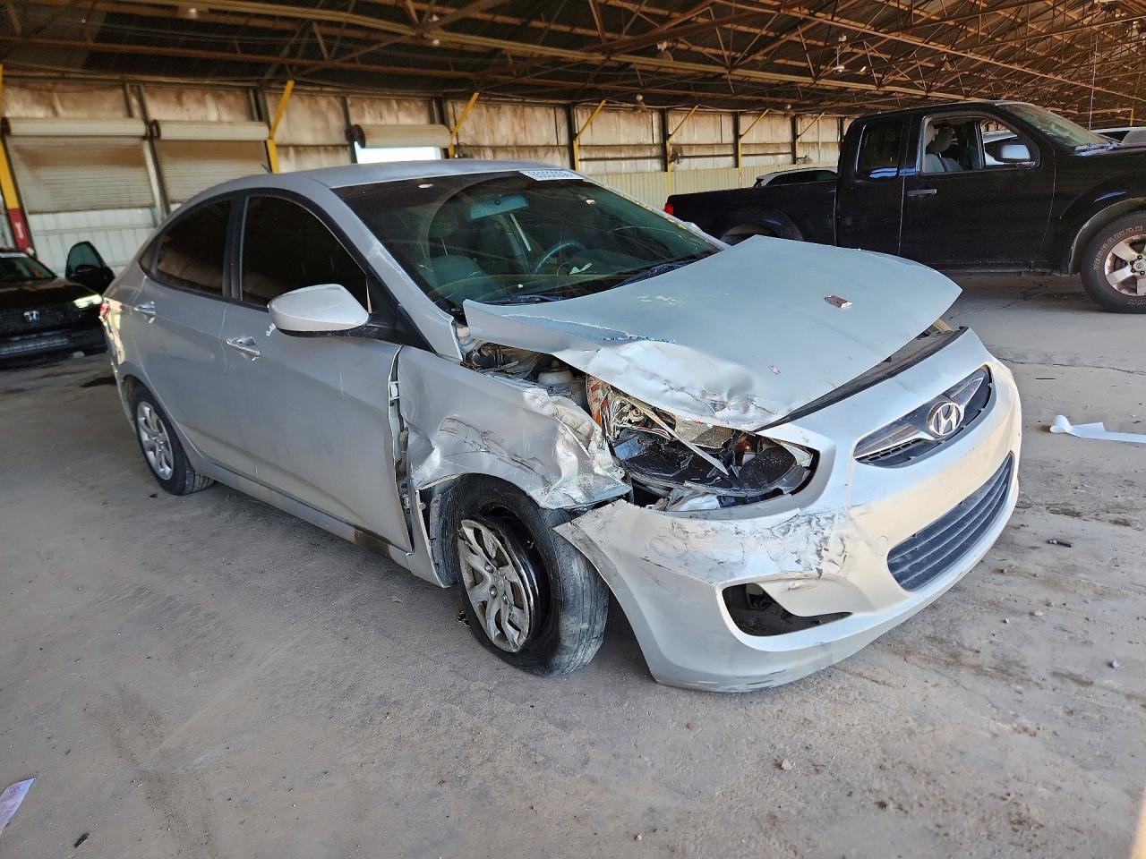 2013 Hyundai Accent Gls - Image 4