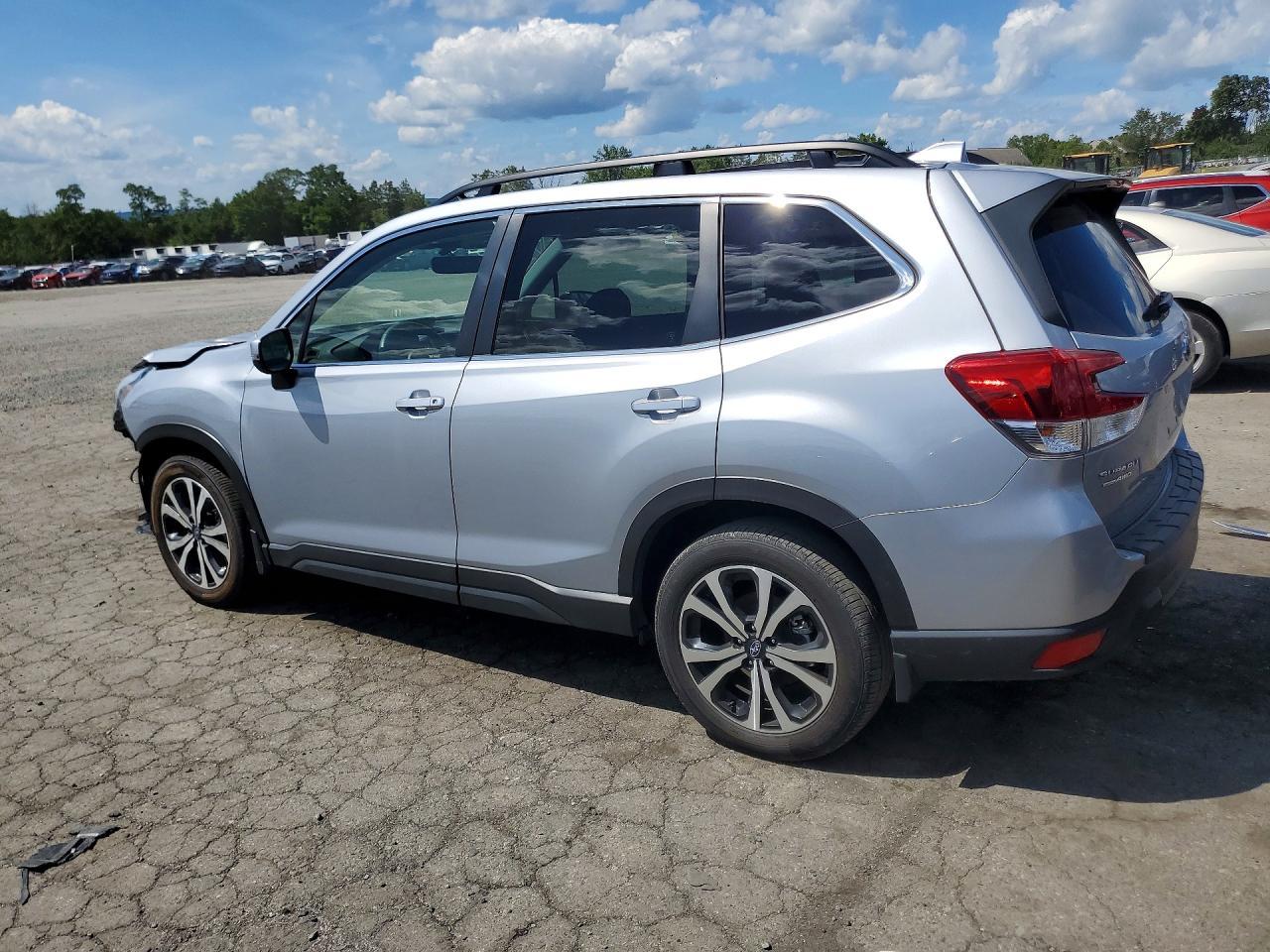 2023 Subaru Forester Limited - Фото 2