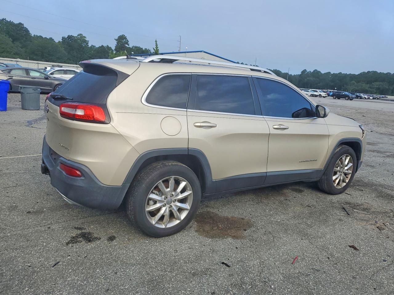 2015 Jeep Cherokee Limited - Image 3