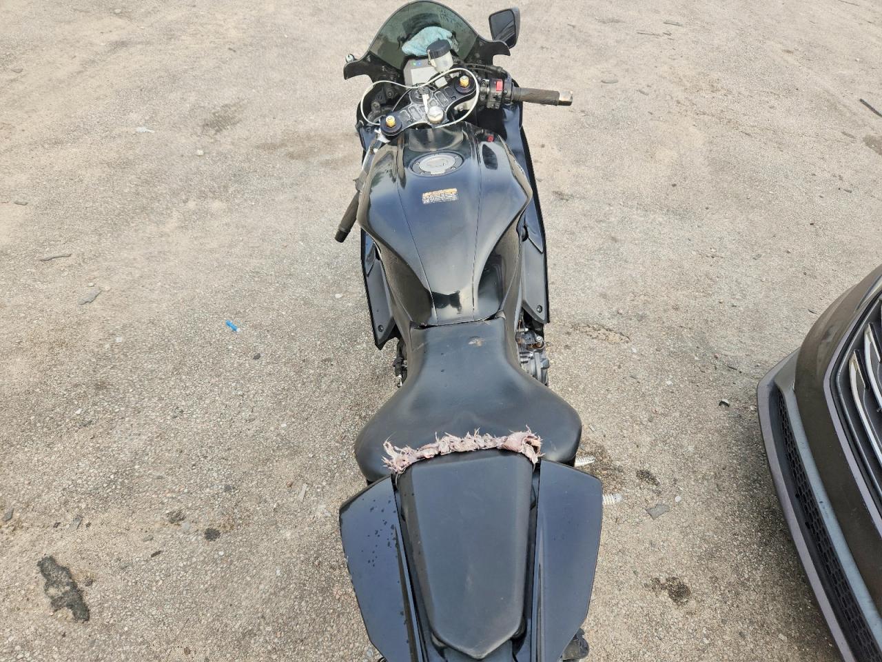 2023 Yamaha Yzfr7 - Фото 6