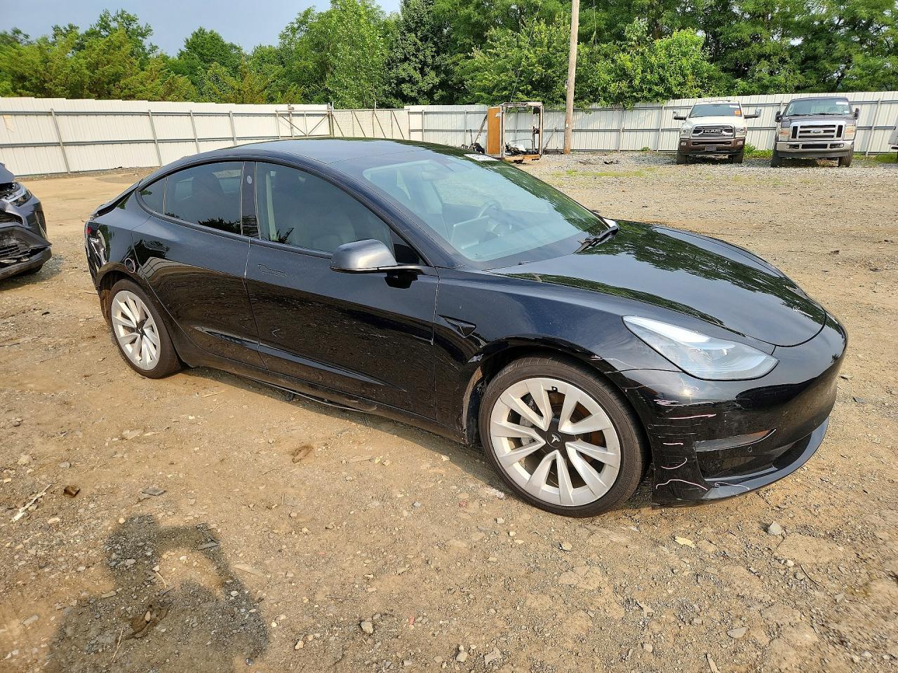 2021 Tesla Model 3 - Фото 4