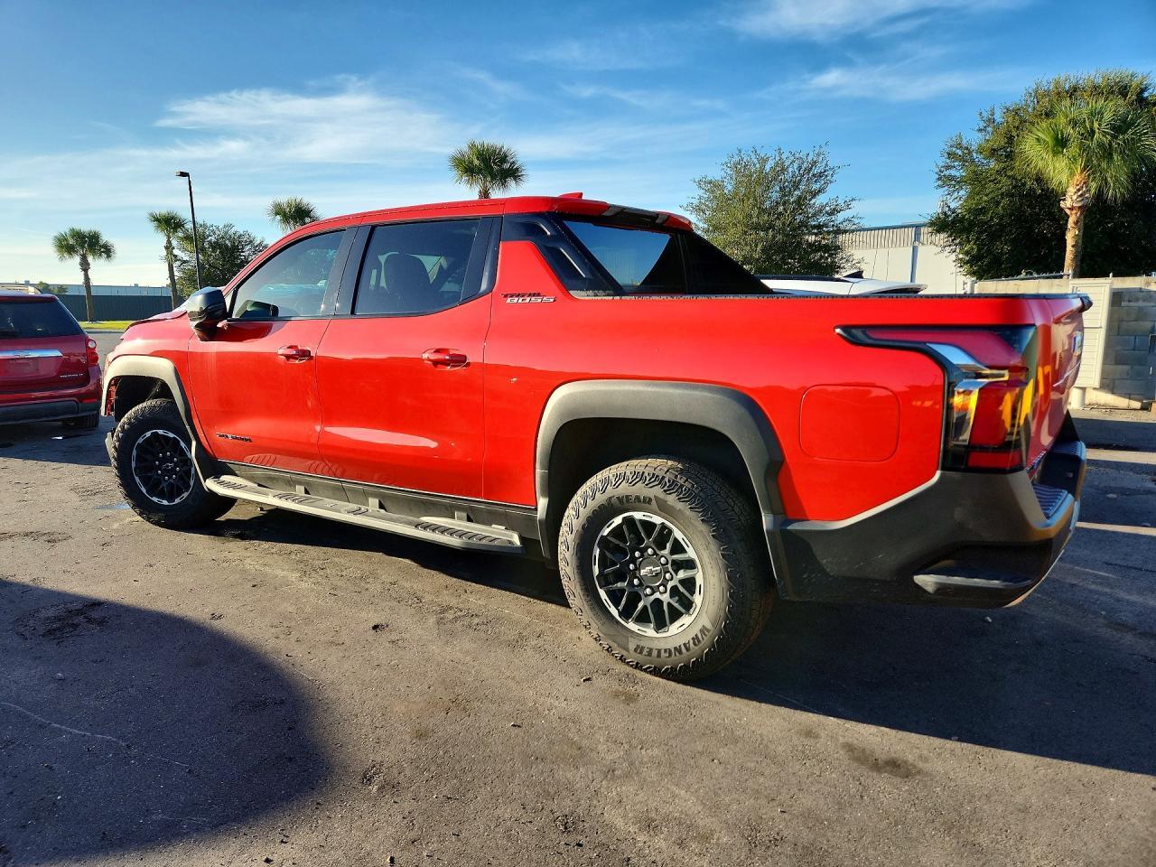 2026 Chevrolet Silverado Trail Boss - Image 2