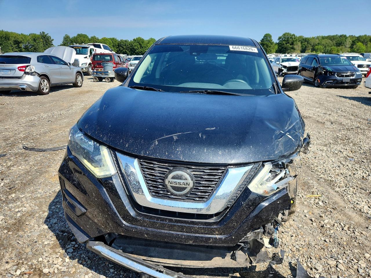 2019 Nissan Rogue S - Image 5