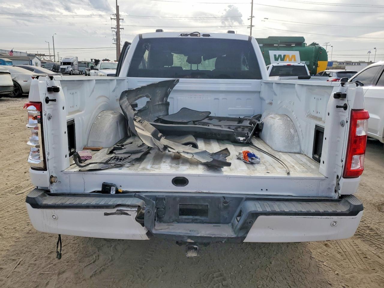 2021 Ford F150 Super Cab - Фото 6