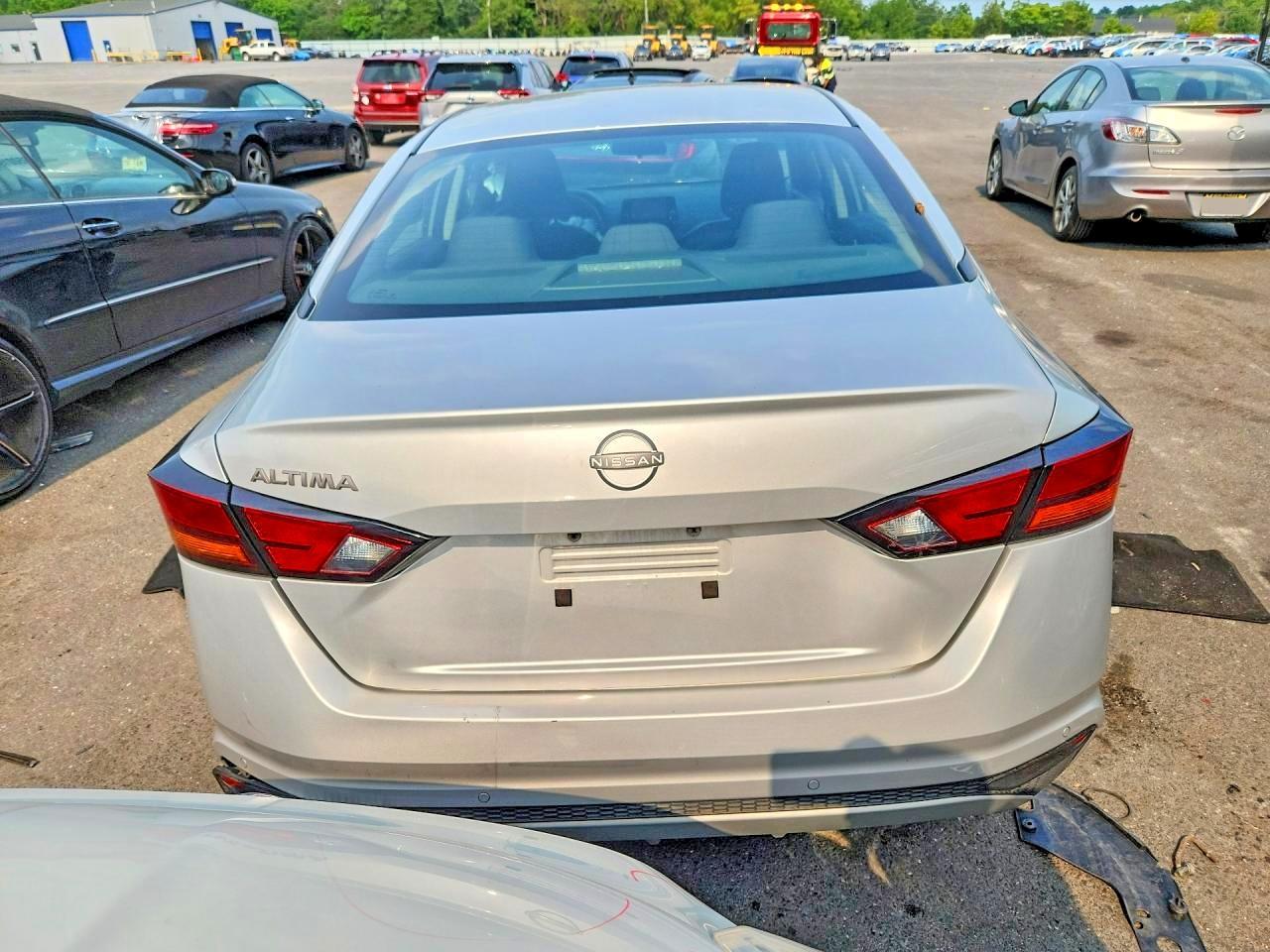 2024 Nissan Altima S - Фото 6