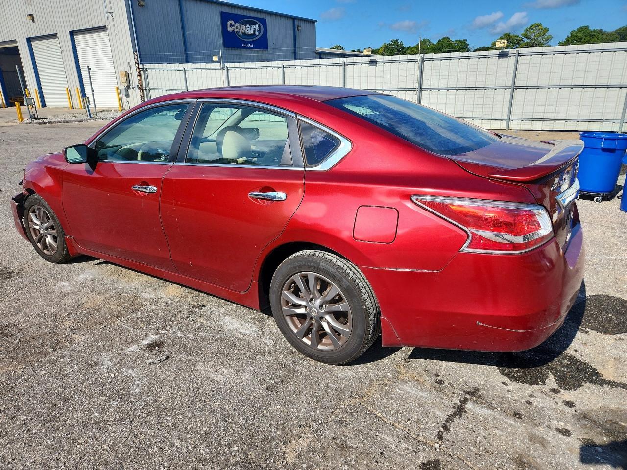 2015 Nissan Altima 2.5 S - Image 2