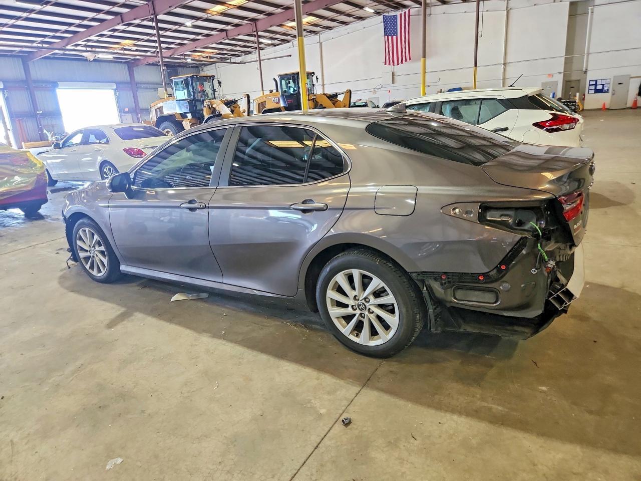 2022 Toyota Camry Le - Image 2