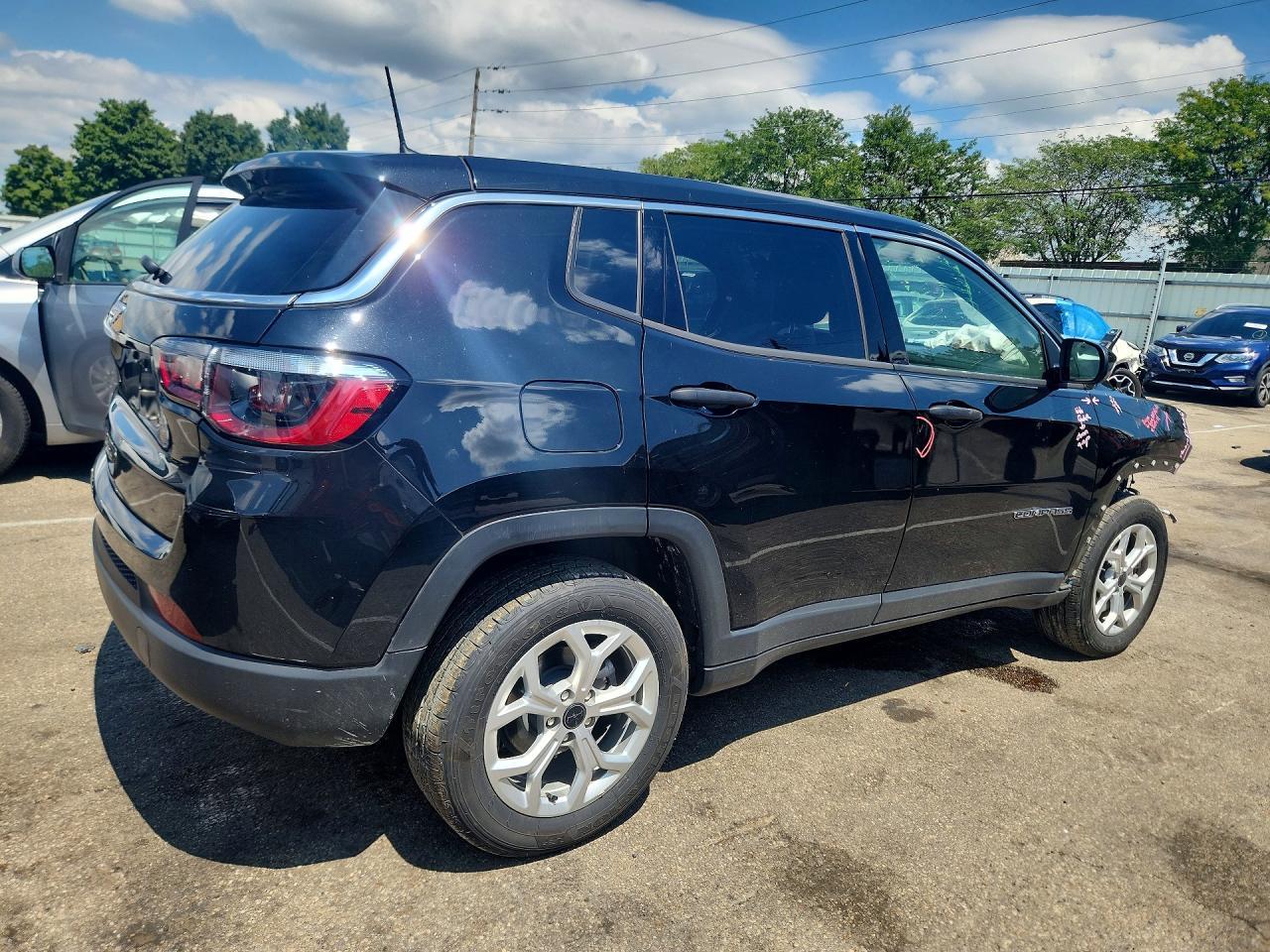 2025 Jeep Compass Sport - Image 3