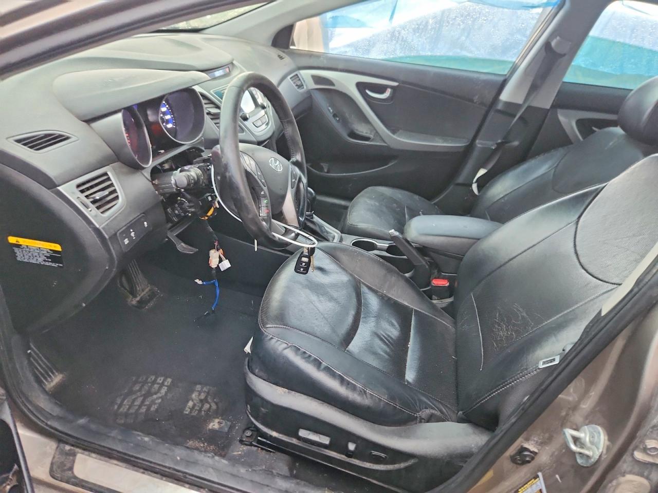 2015 Hyundai Elantra - Image 7