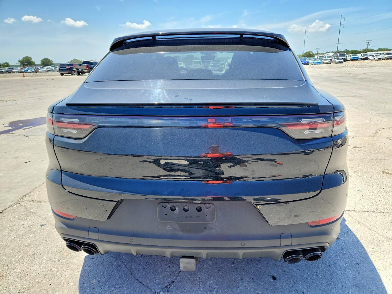 2020 Porsche Cayenne Coupe - Image 6