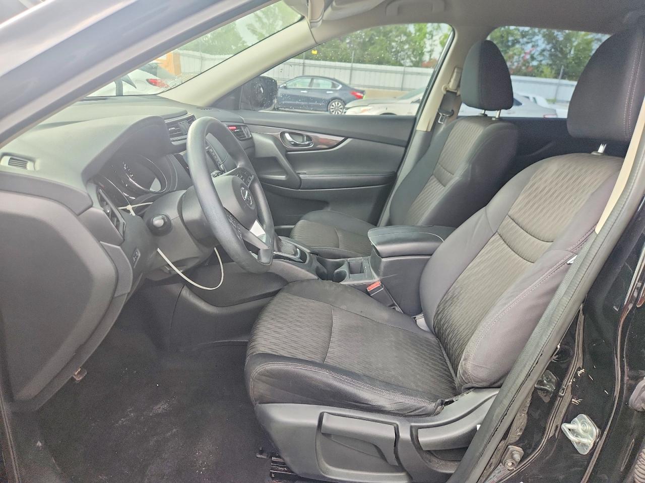 2018 Nissan Rogue S - Image 7