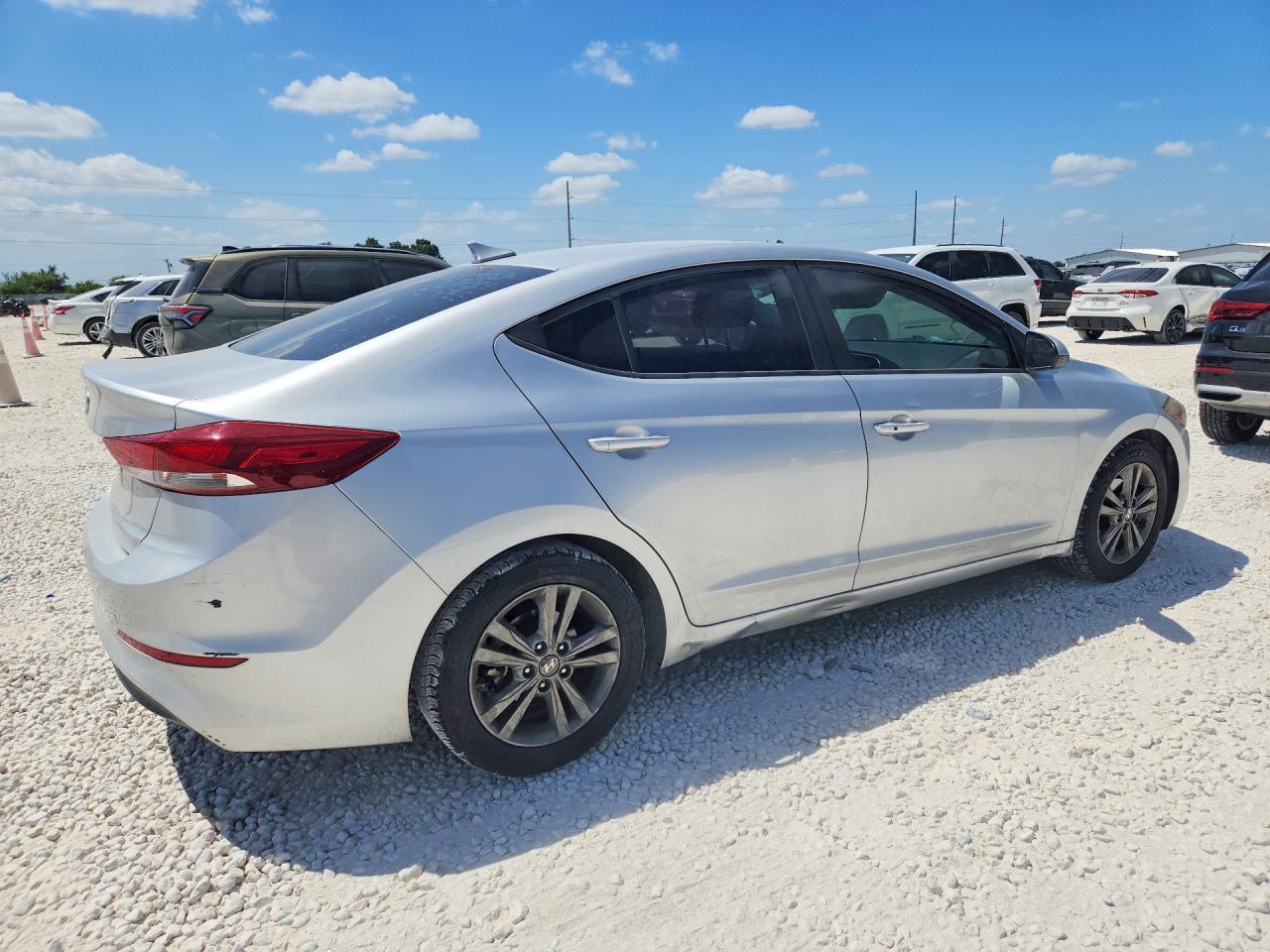 2018 Hyundai Elantra Value Edition - Image 3