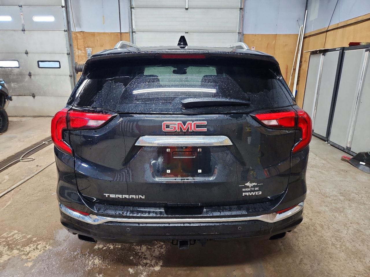 2020 GMC Terrain Denali - Image 6