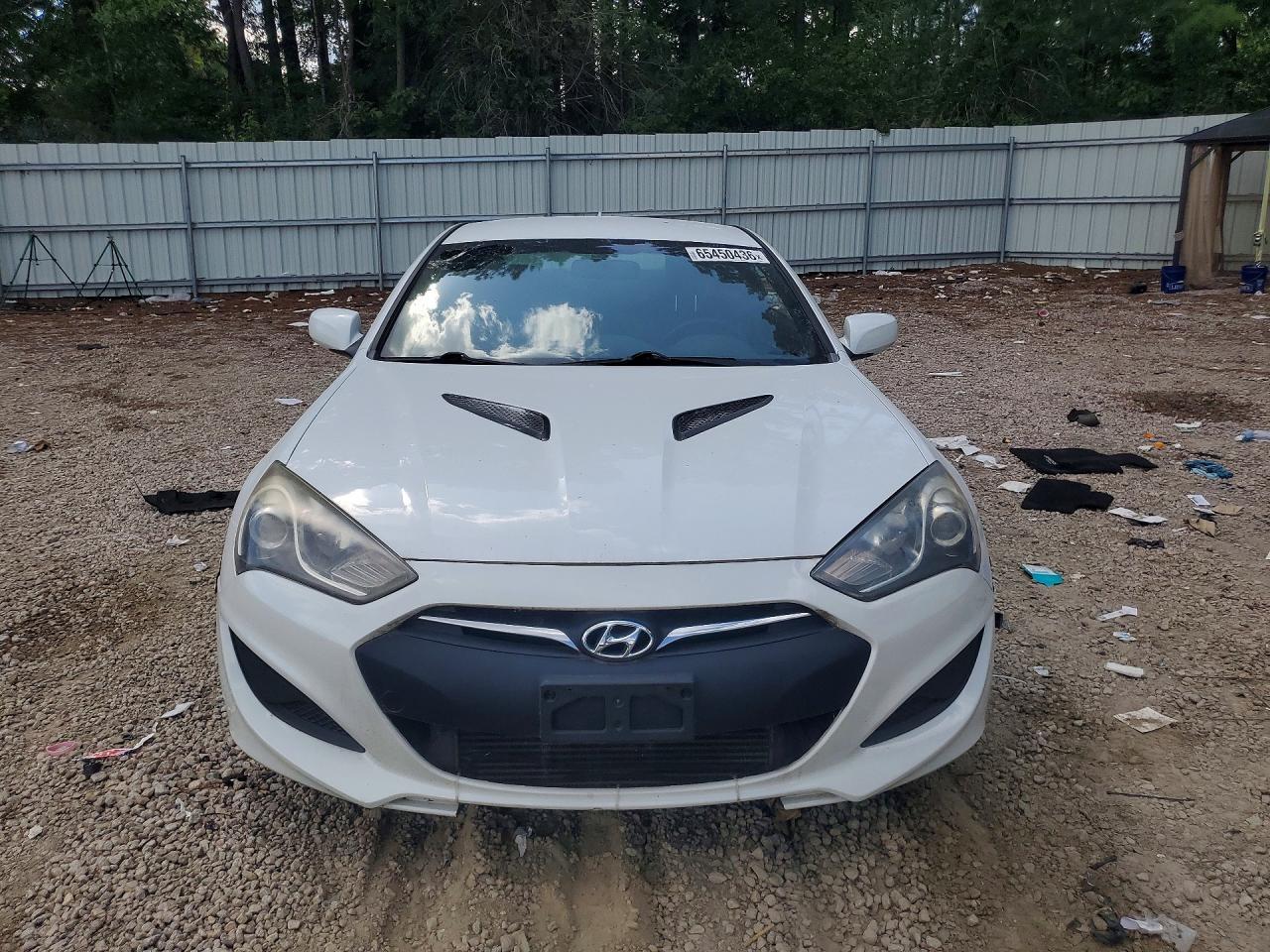 2013 Hyundai Genesis Coupe 2.0T - Image 5