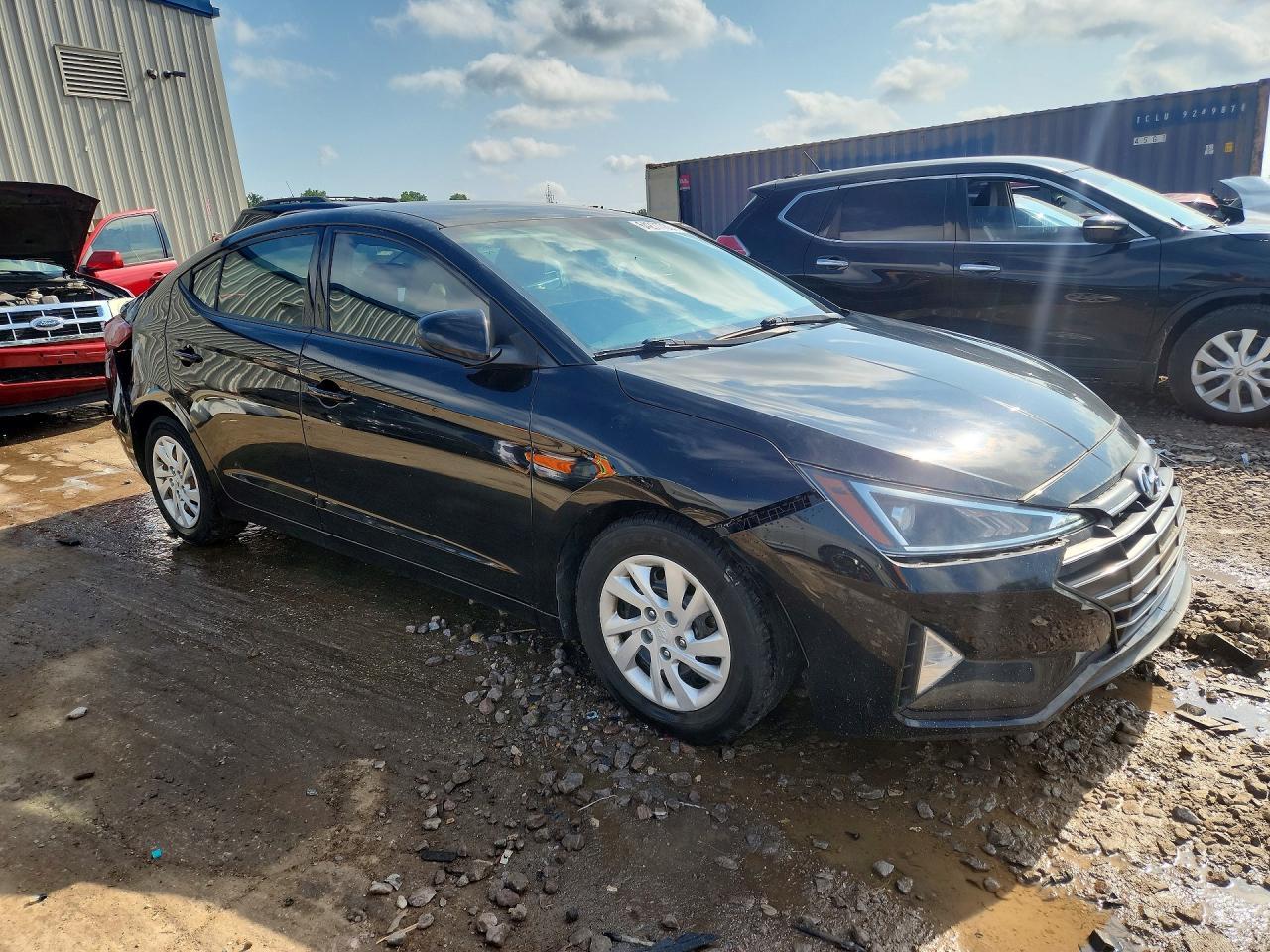 2019 Hyundai Elantra Se - Image 4