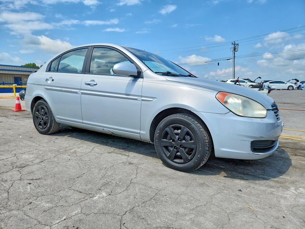 2009 Hyundai Accent Gls - Image 4