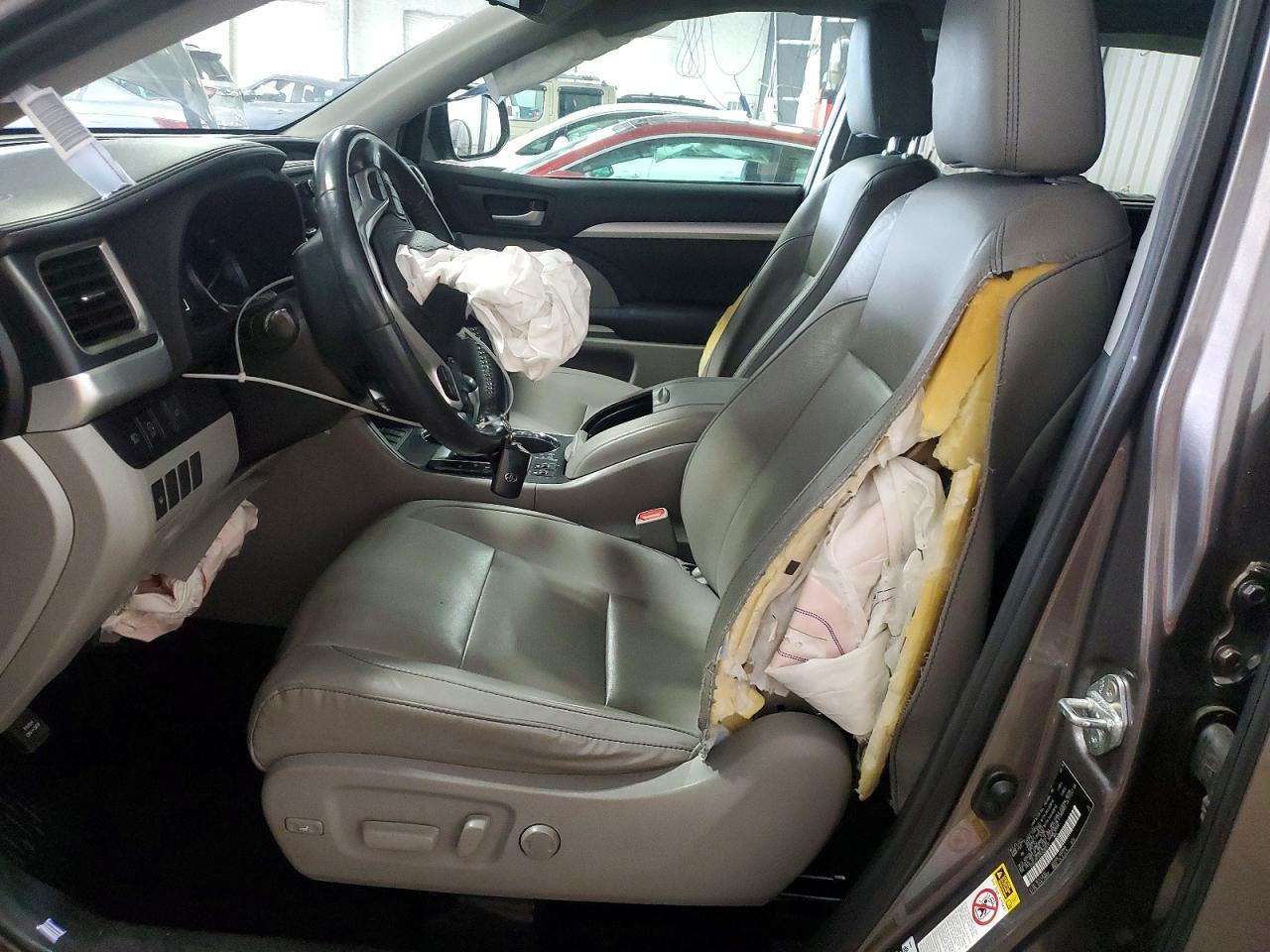 2019 Toyota Highlander Xle - Image 7