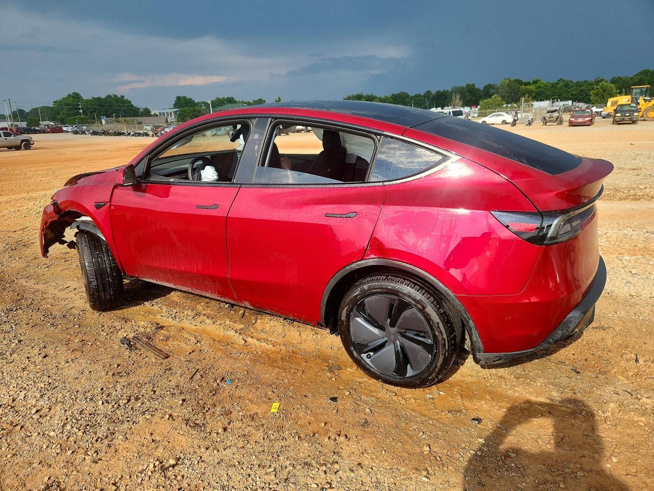 2026 Tesla Model Y - Фото 2