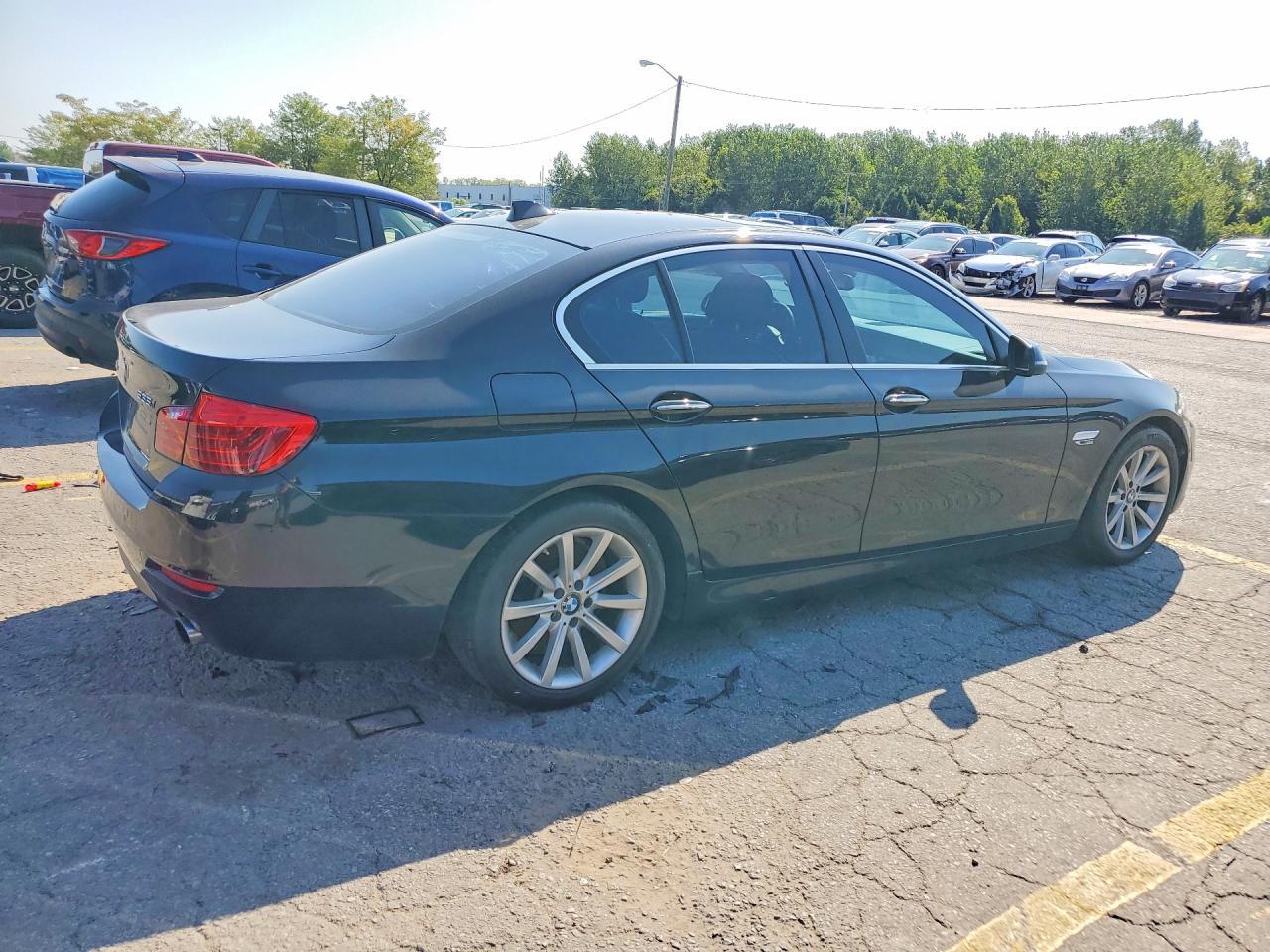 2015 BMW 535 Xi - Фото 3