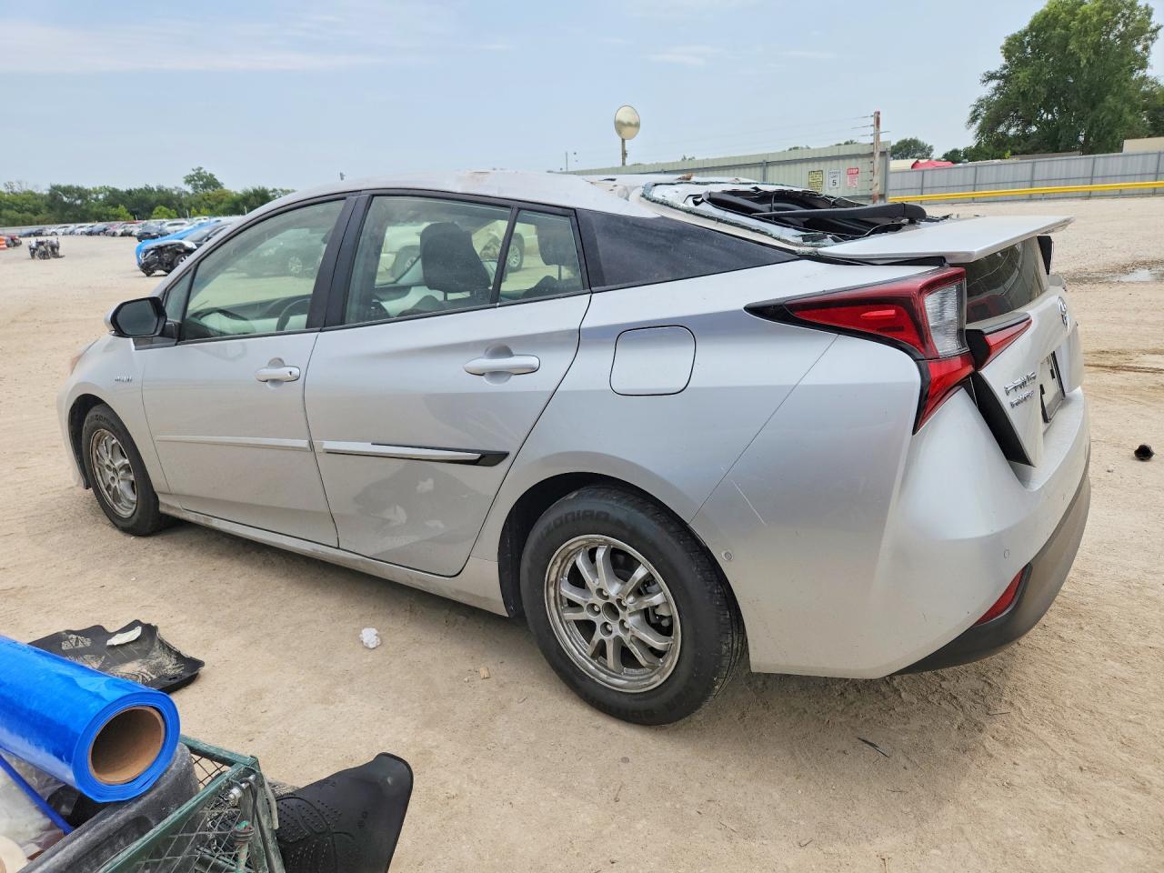 2019 Toyota Prius Le Awd-E - Фото 2