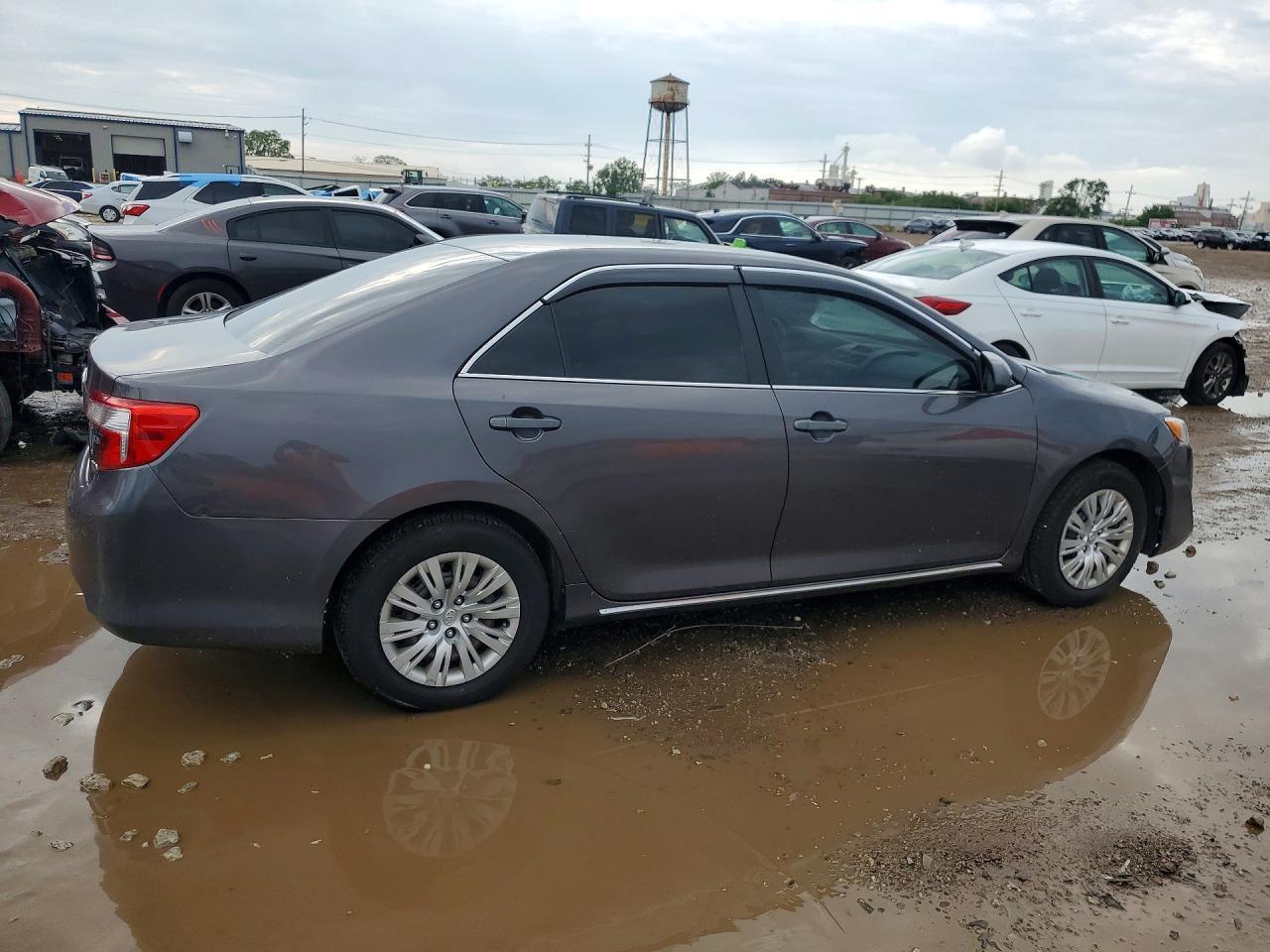 2014 Toyota Camry Hybrid Le - Фото 3