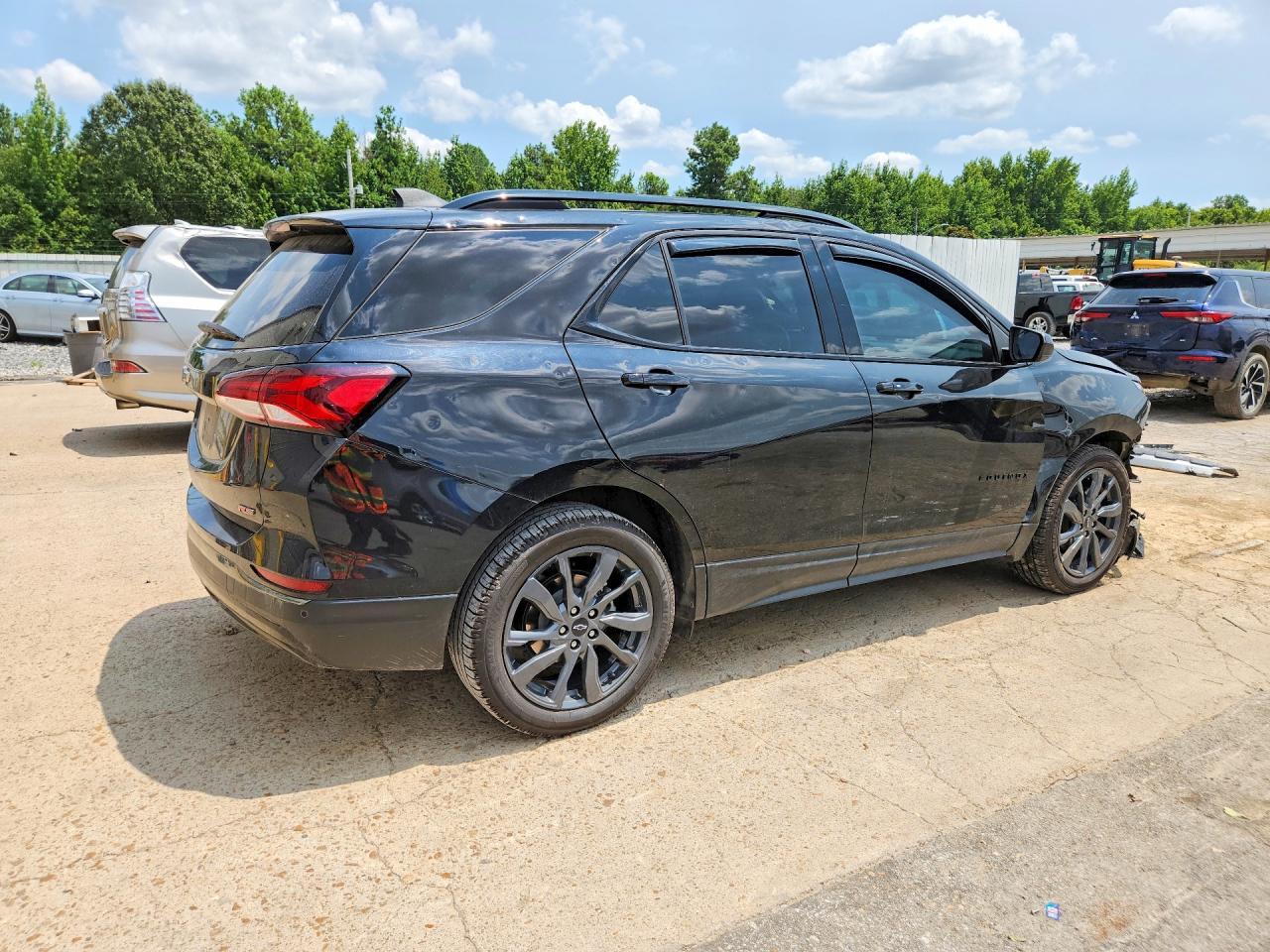 2022 Chevrolet Equinox Rs - Фото 3