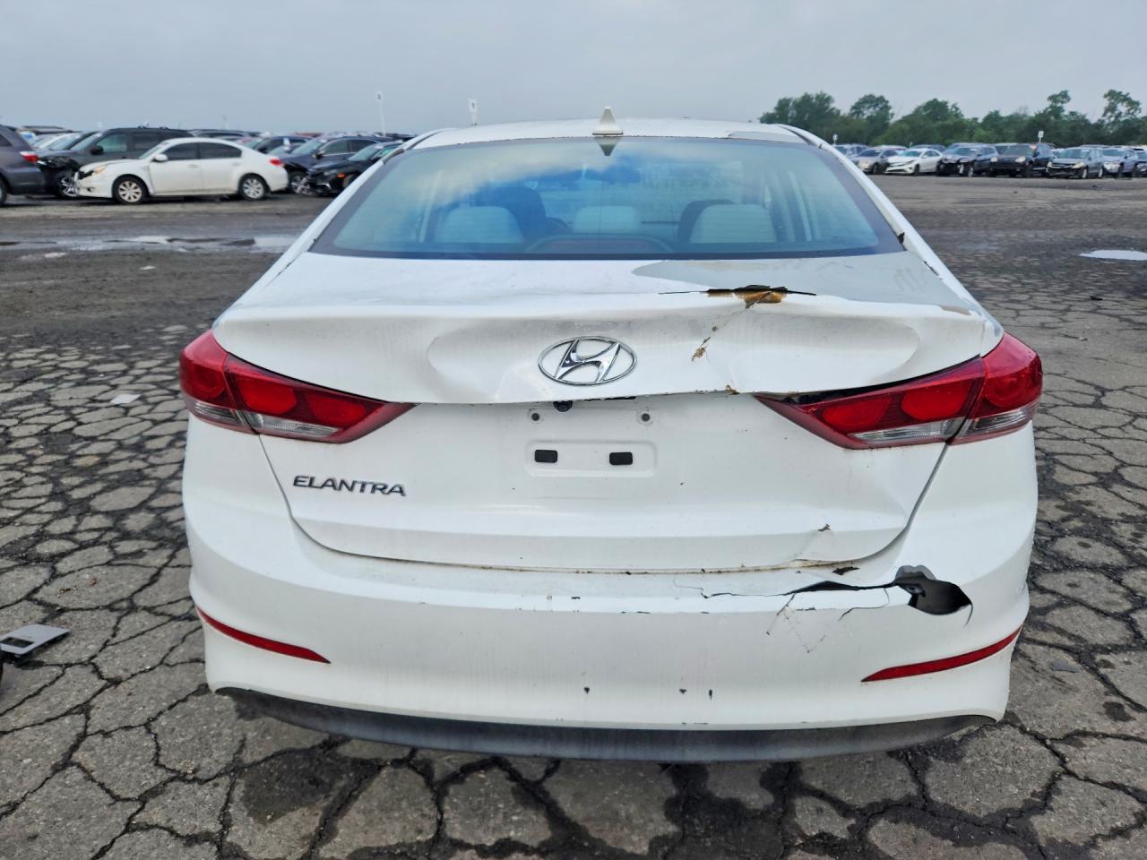 2017 Hyundai Elantra Se - Image 6