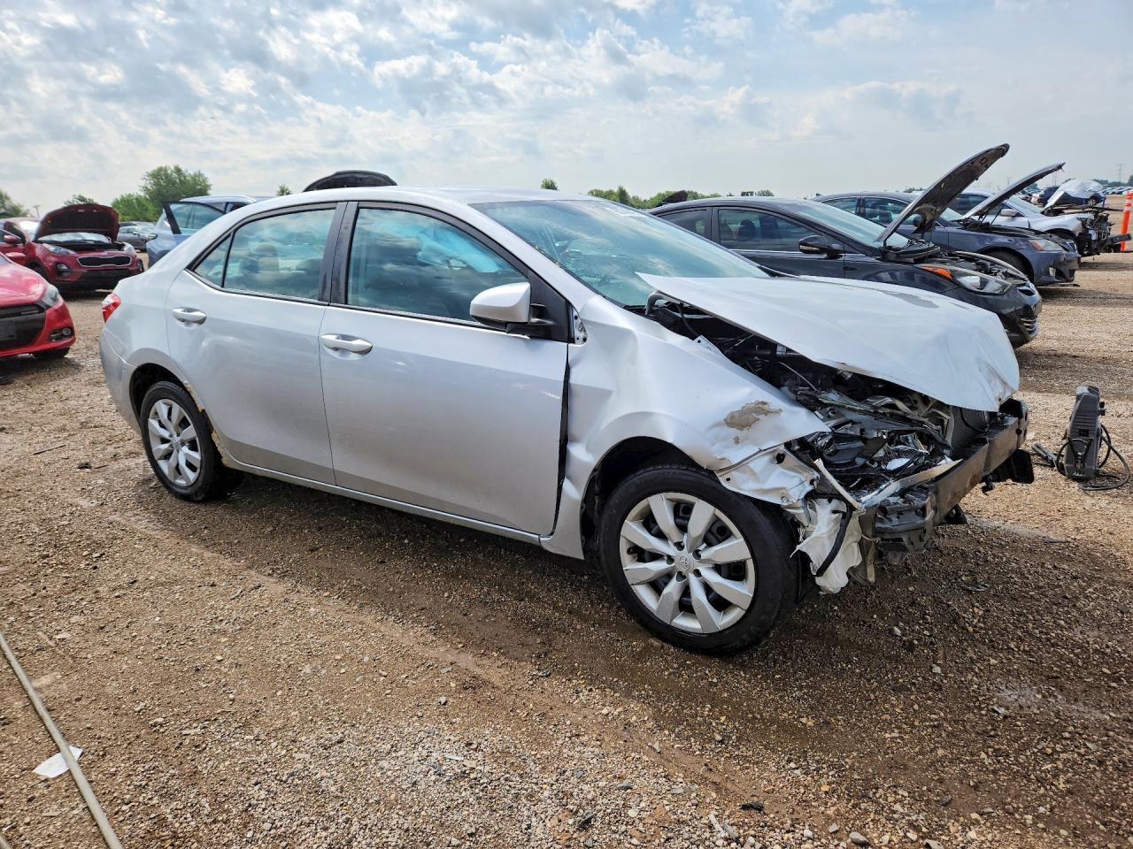 2015 Toyota Corolla Le - Фото 4