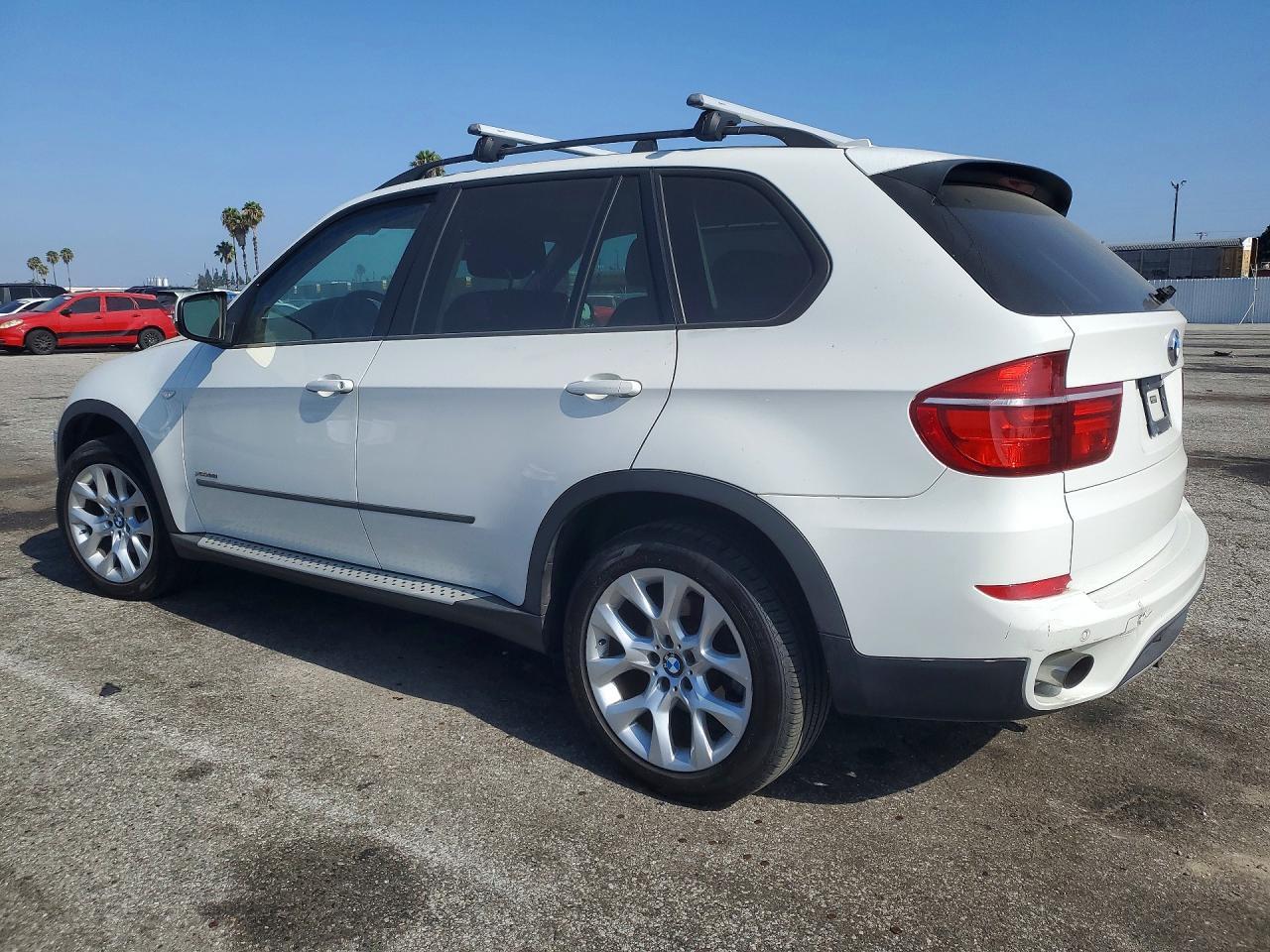 2012 BMW X5 xDrive35I - Image 2