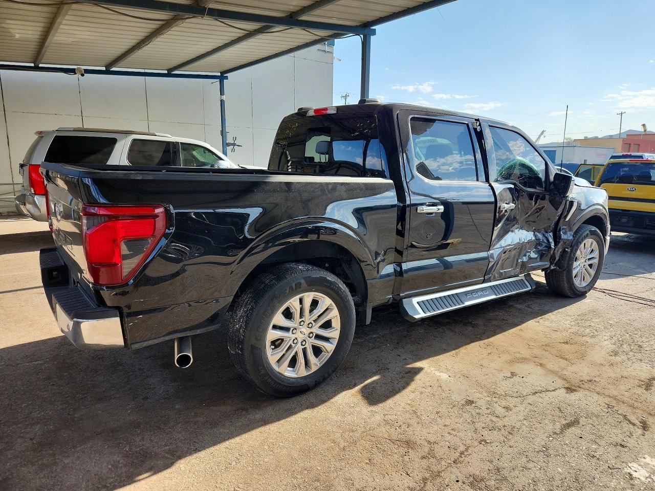 2024 Ford F150 Xlt - Фото 3