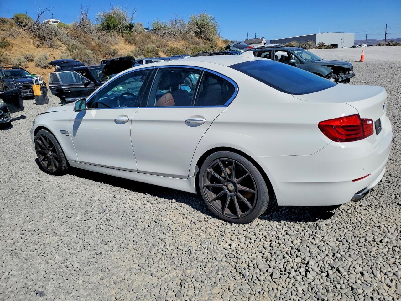 2012 BMW 550 Xi - Фото 2
