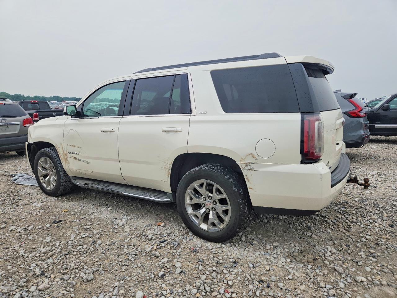 2015 GMC Yukon Slt - Фото 2