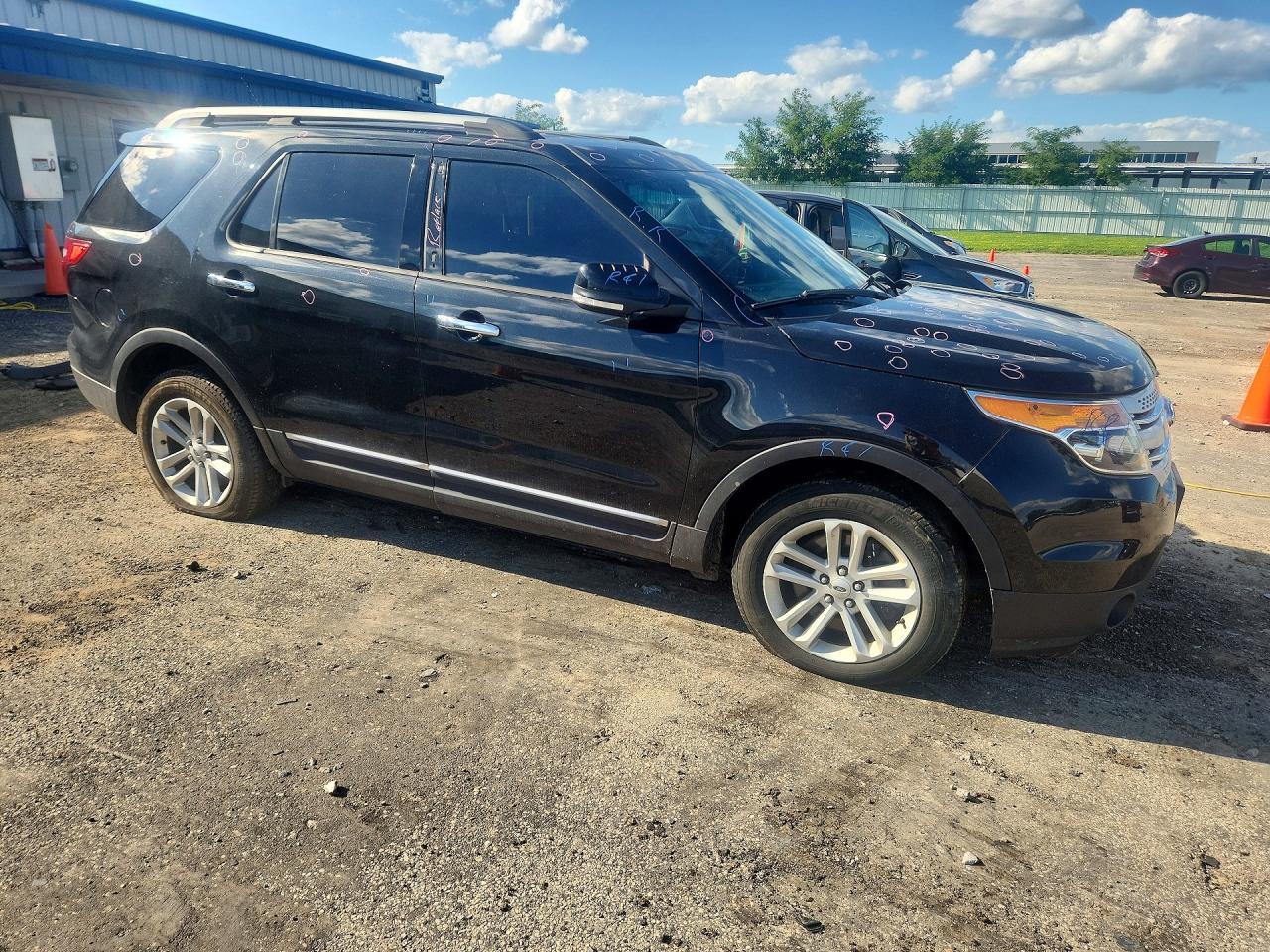 2015 Ford Explorer Xlt - Image 4