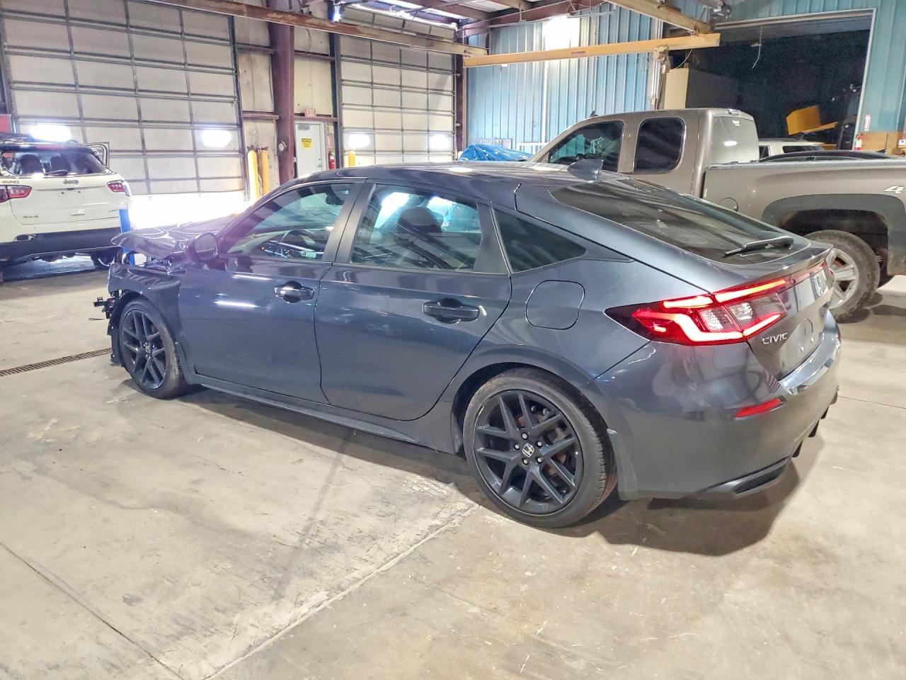 2025 Honda Civic Sport - Фото 2