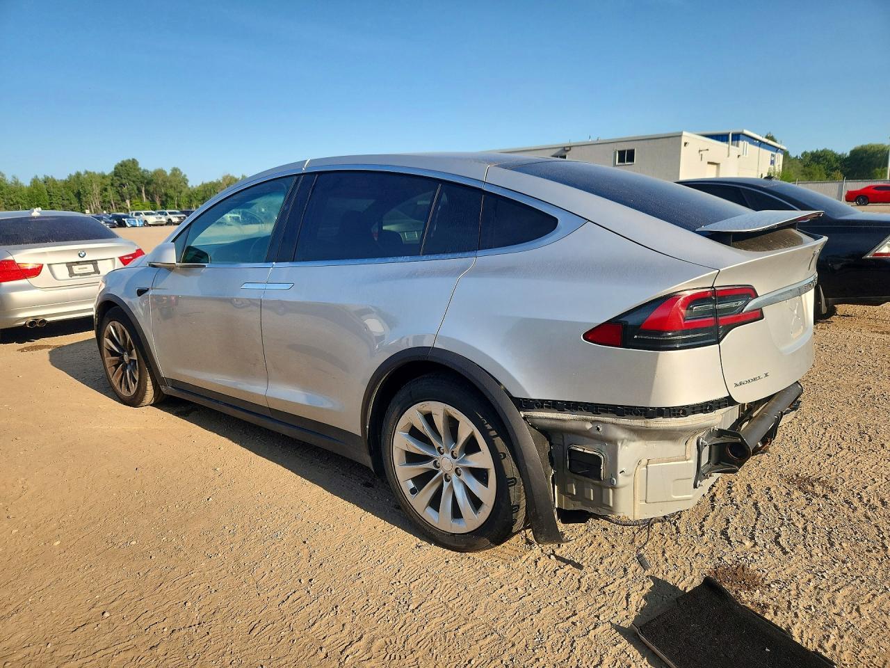 2018 Tesla Model X - Фото 2