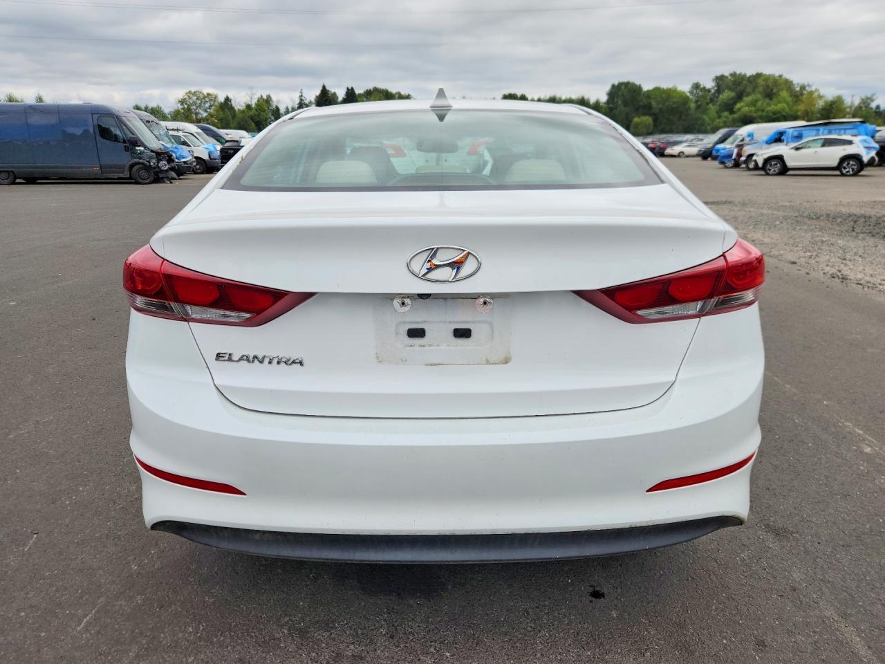 2018 Hyundai Elantra Value Edition - Фото 6