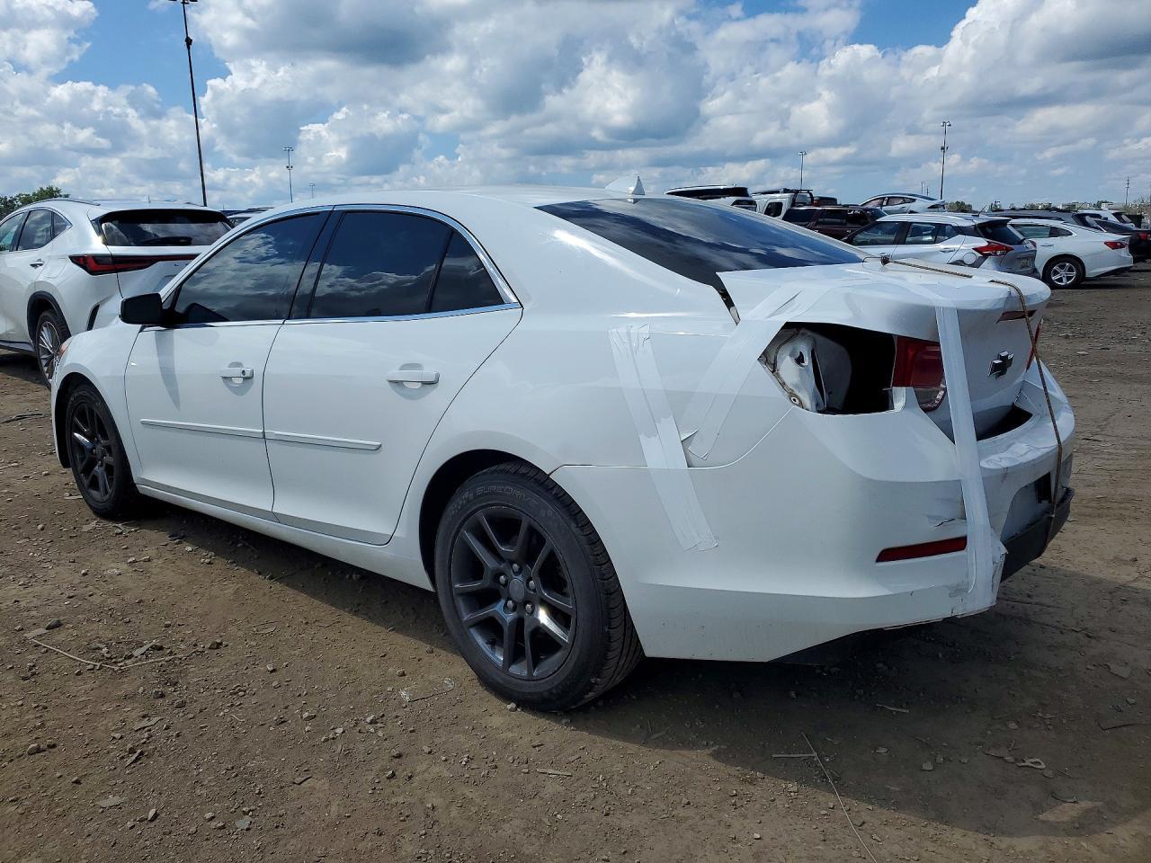 2013 Chevrolet Malibu 1Lt - Image 2