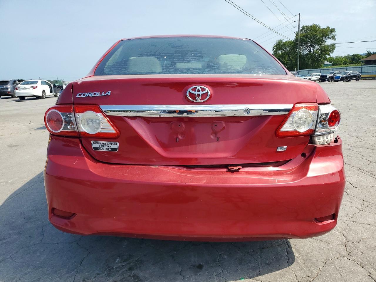 2013 Toyota Corolla Le - Image 6