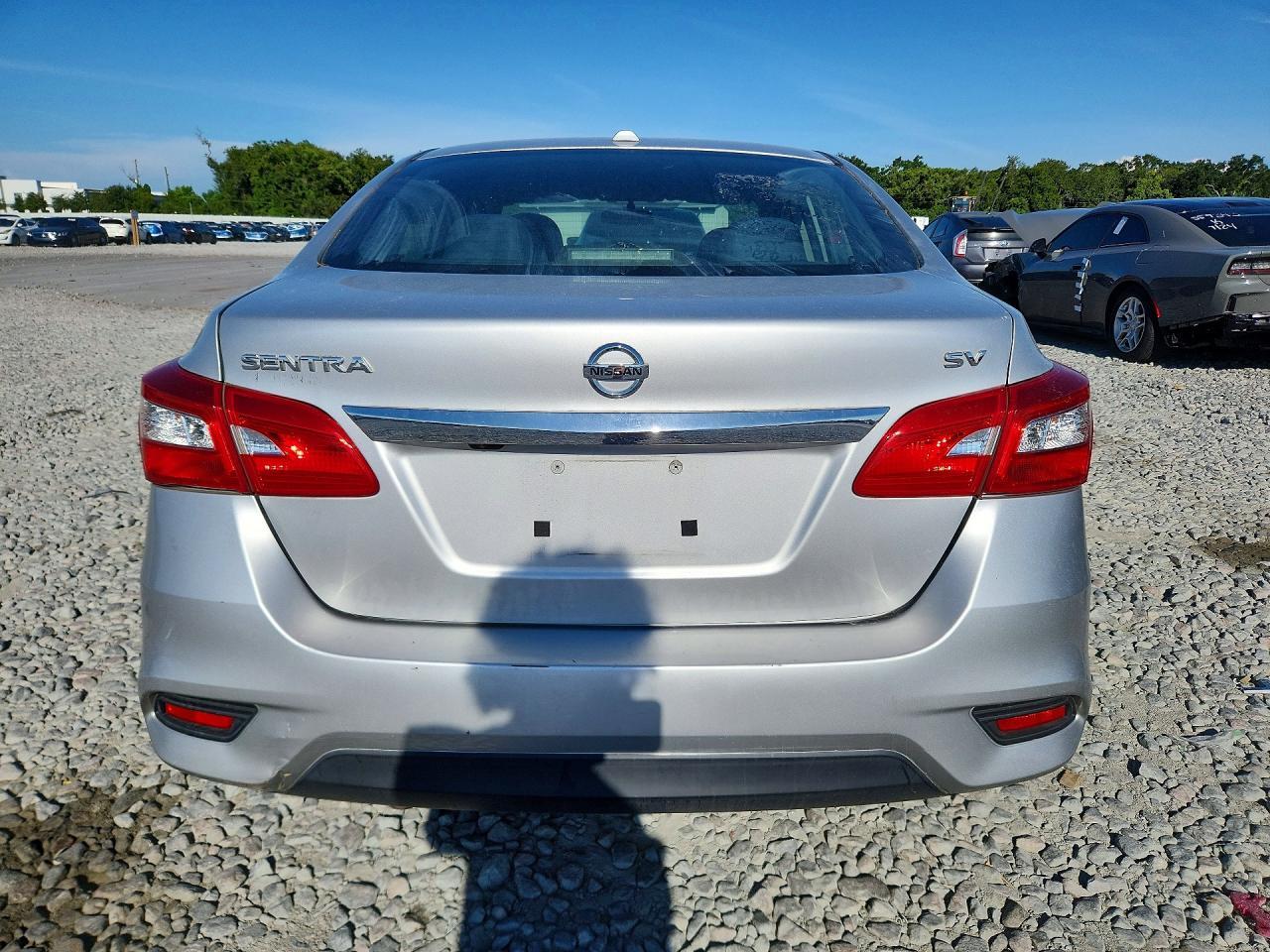 2019 Nissan Sentra Sv - Фото 6