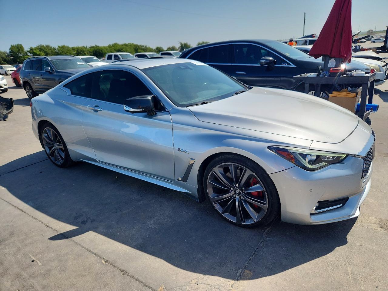 2017 Infiniti Q60 Red Sport 400 - Фото 4