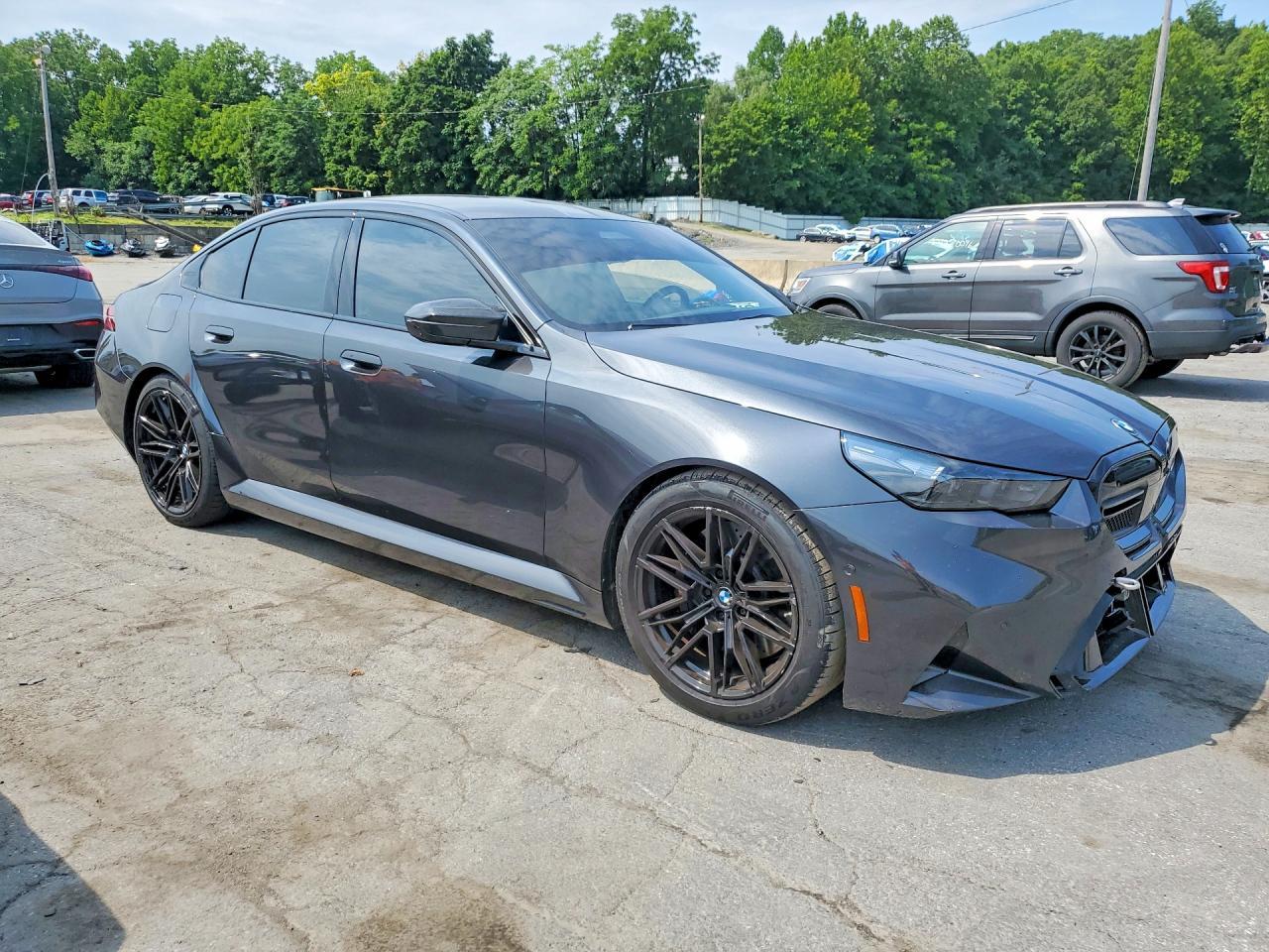 2026 BMW M5 - Фото 4