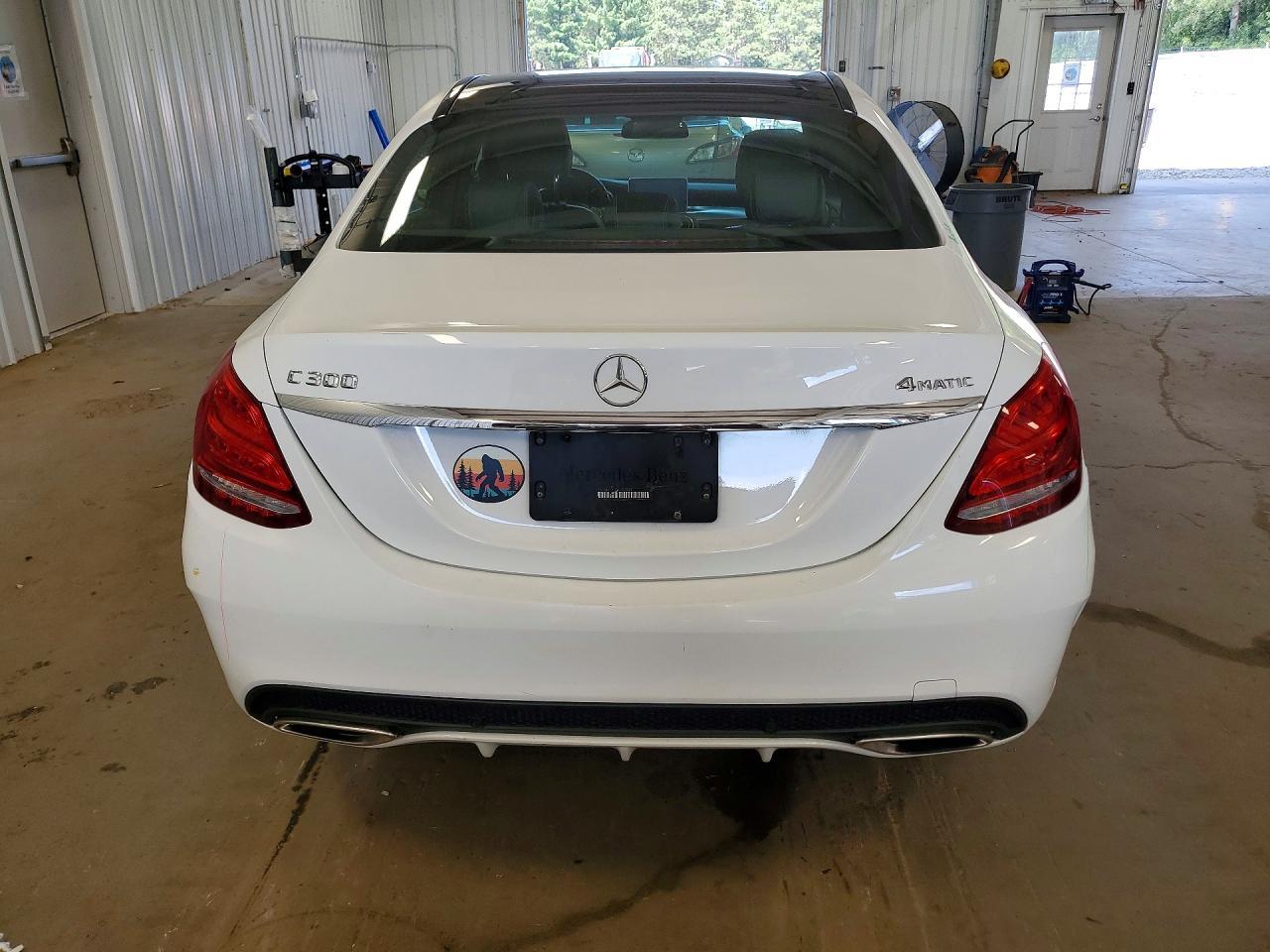 2016 Mercedes-Benz C 300 4Matic - Image 6