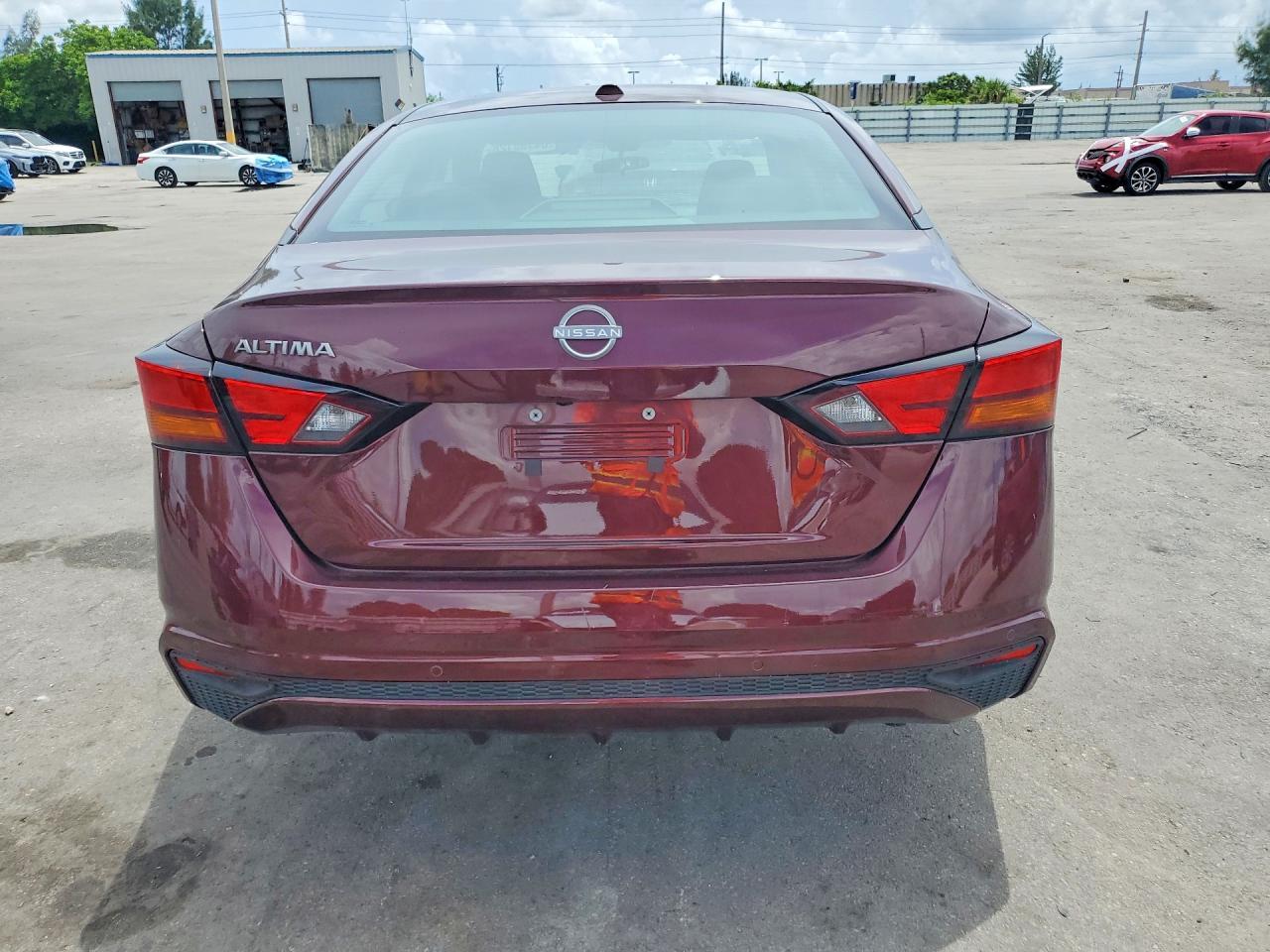 2025 Nissan Altima Sv - Фото 6