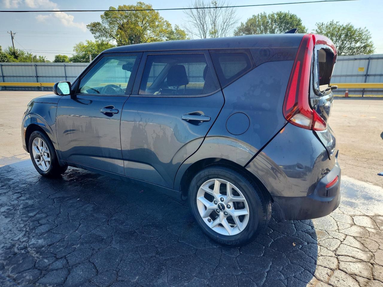 2022 Kia Soul S - Фото 2